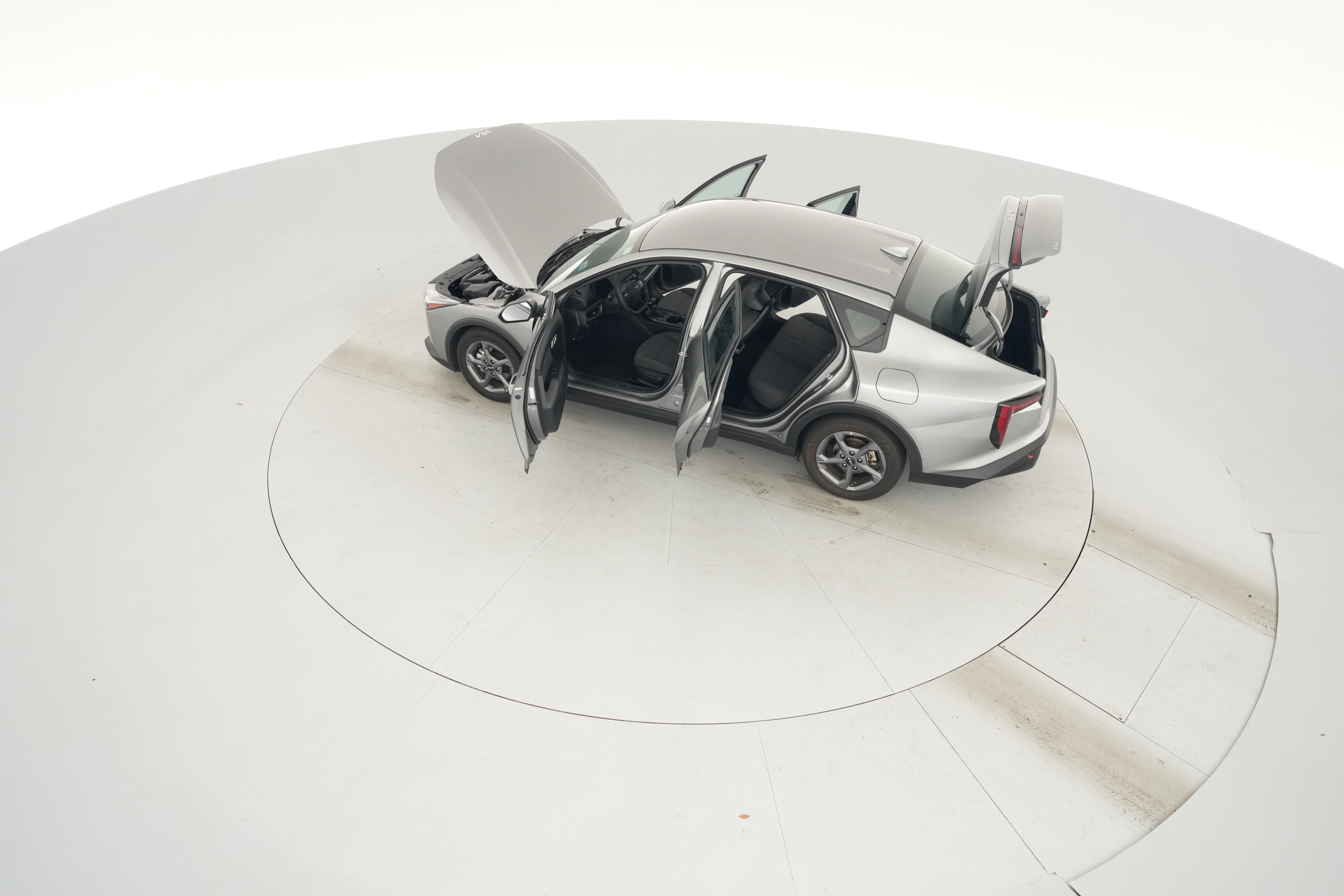 2025 Kia K4 LXS - Photo 44