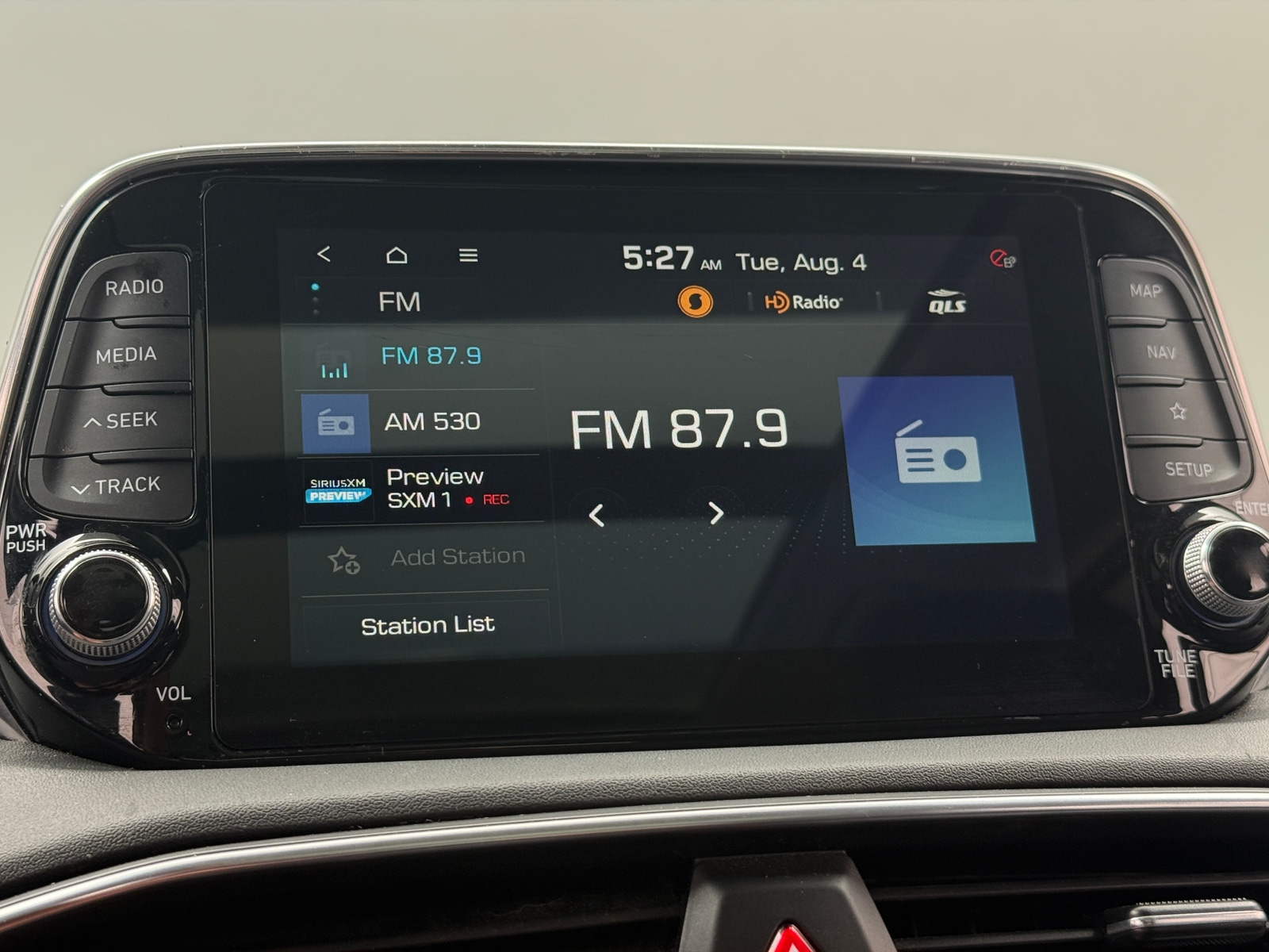 Thumbnail: 2020 Hyundai Santa Fe - 3