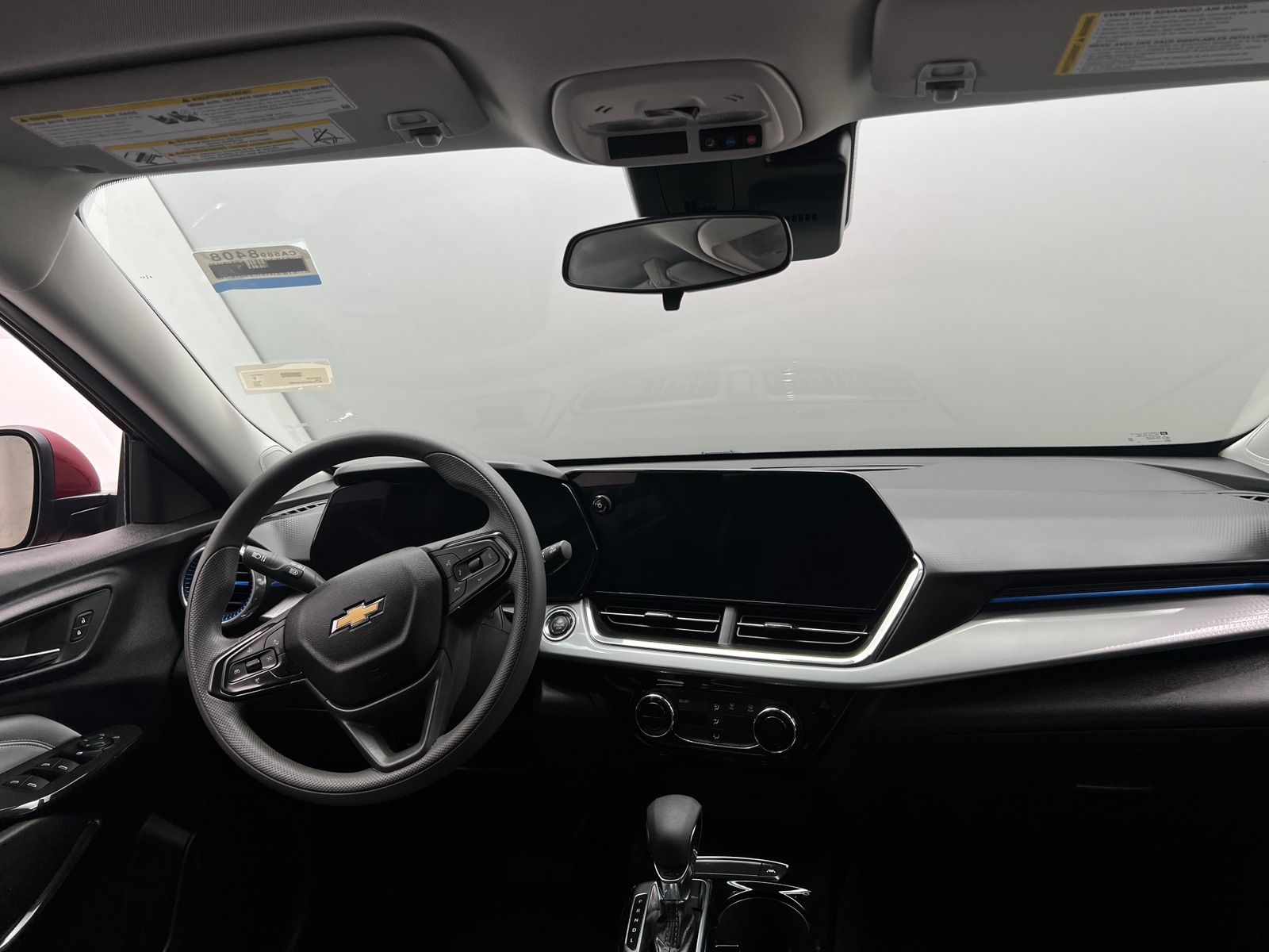 Thumbnail: 2025 Chevrolet Trax - 2