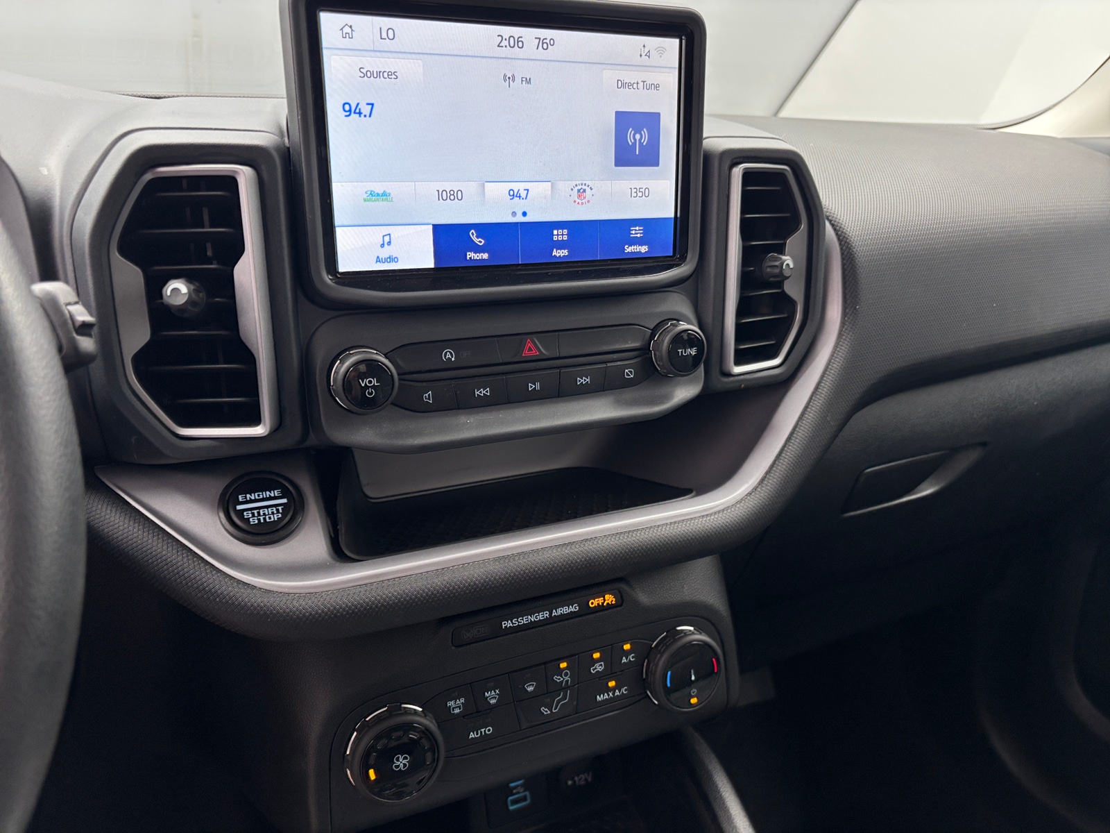 Thumbnail: 2022 Ford Bronco Sport - 4