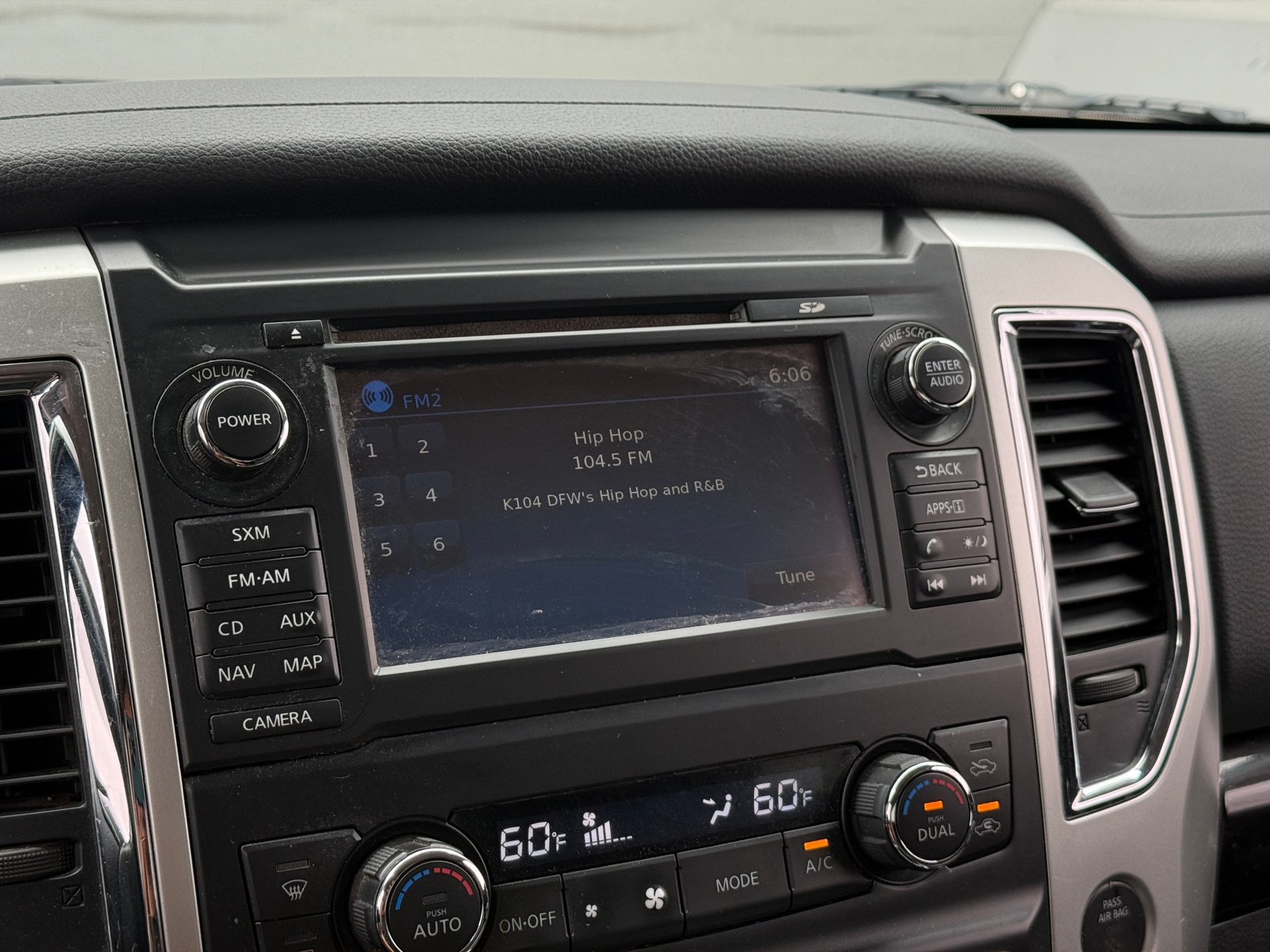 Thumbnail: 2018 Nissan Titan - 4