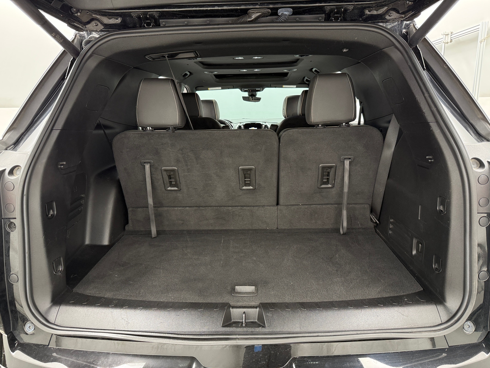 Thumbnail: 2023 Chevrolet Traverse - 6