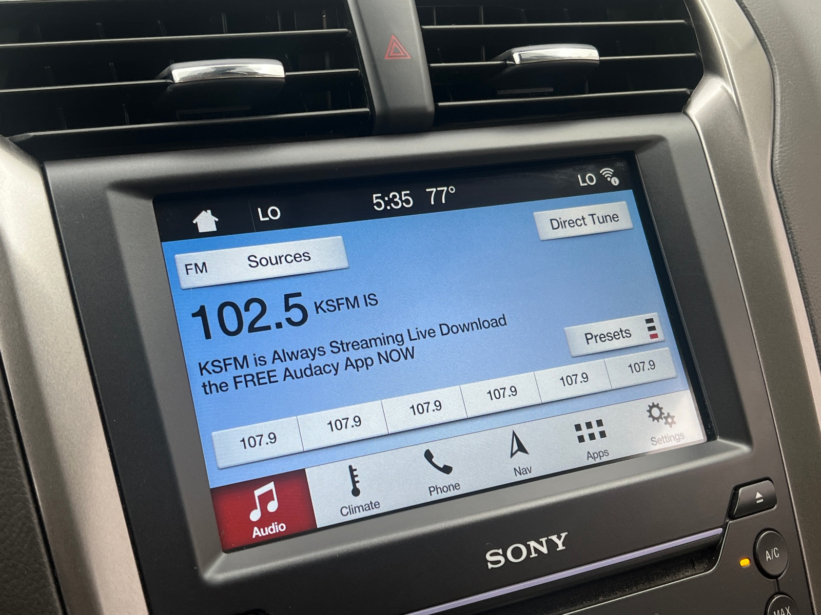 Thumbnail: 2017 Ford Fusion - 3