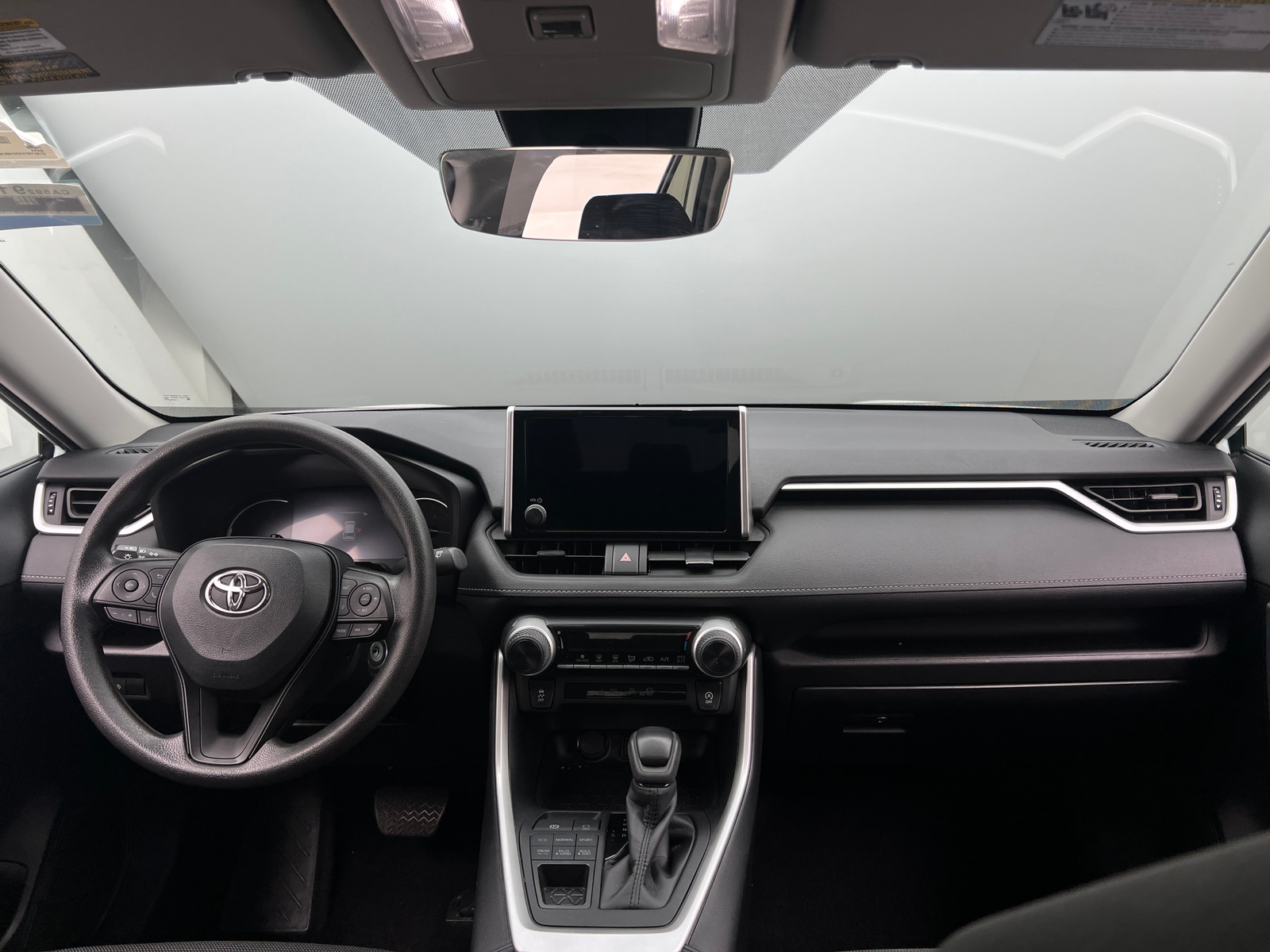 Thumbnail: 2024 Toyota RAV4 - 3