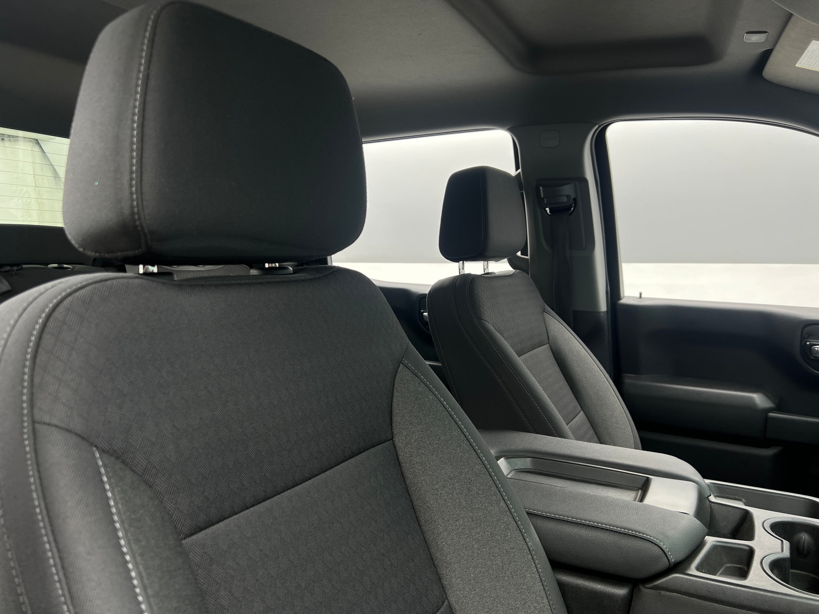 Thumbnail: 2022 Chevrolet Silverado 1500 - 2