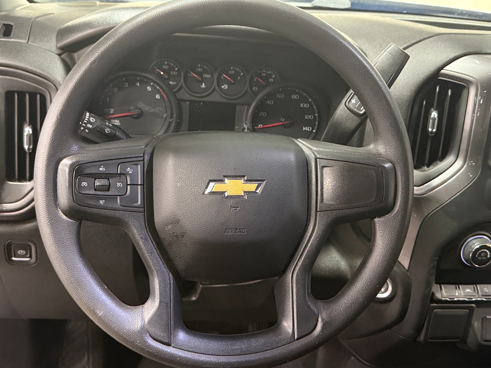 Thumbnail: 2022 Chevrolet Silverado 1500 - 5
