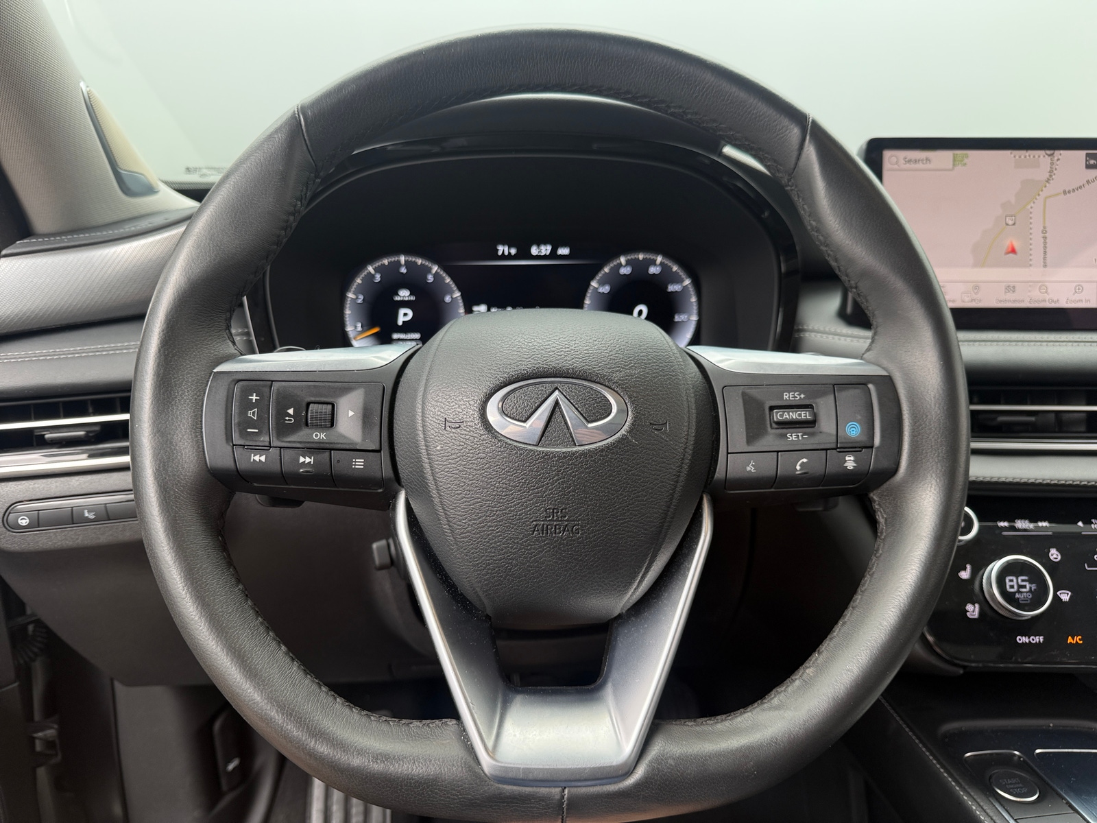 Thumbnail: 2023 INFINITI QX60 - 4