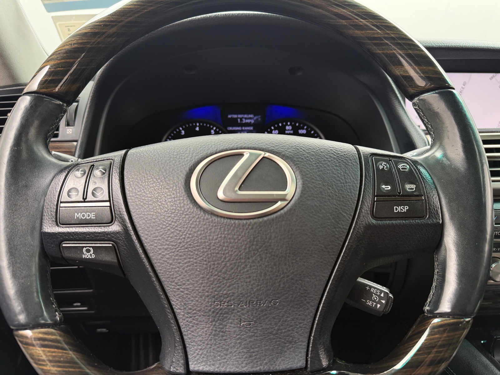 Thumbnail: 2015 Lexus LS - 4
