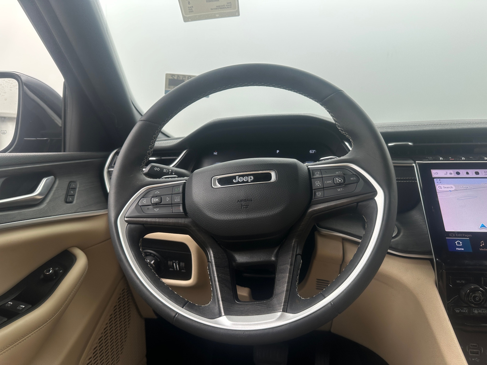 Thumbnail: 2023 Jeep Grand Cherokee - 4