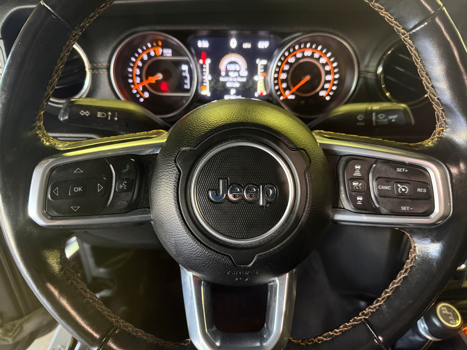 Thumbnail: 2021 Jeep Gladiator - 4