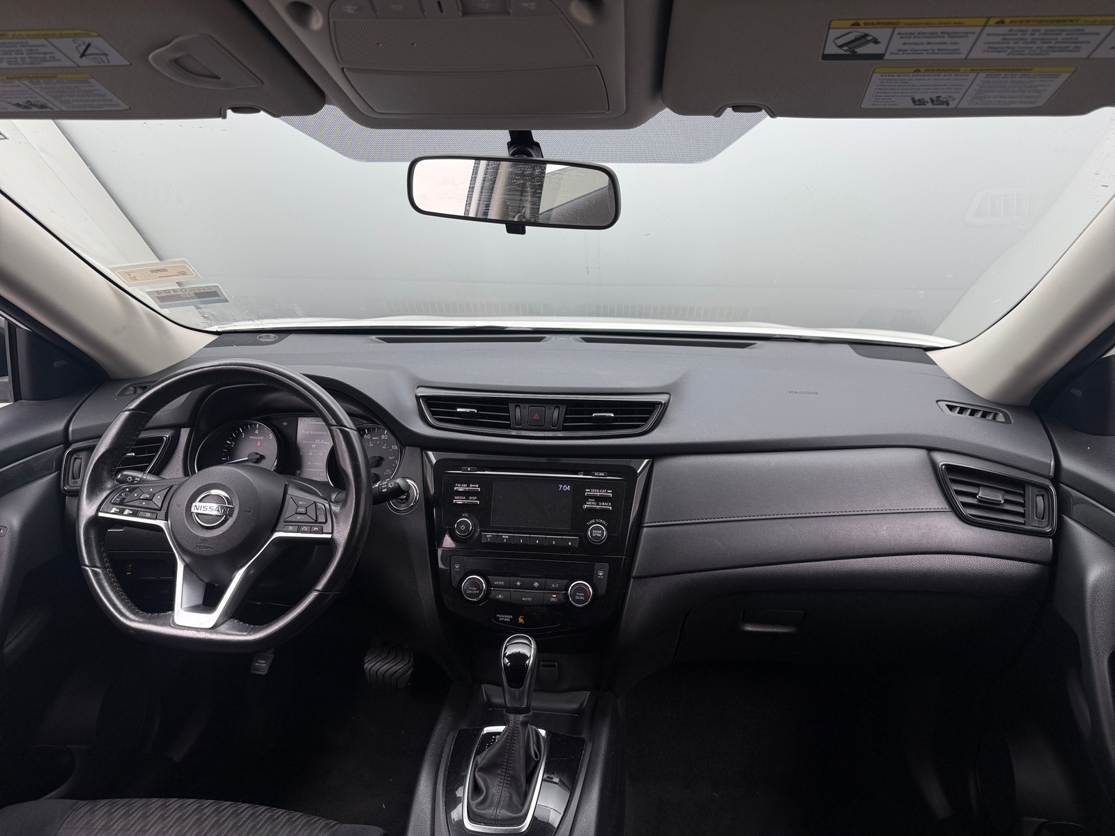 Thumbnail: 2017 Nissan Rogue - 3