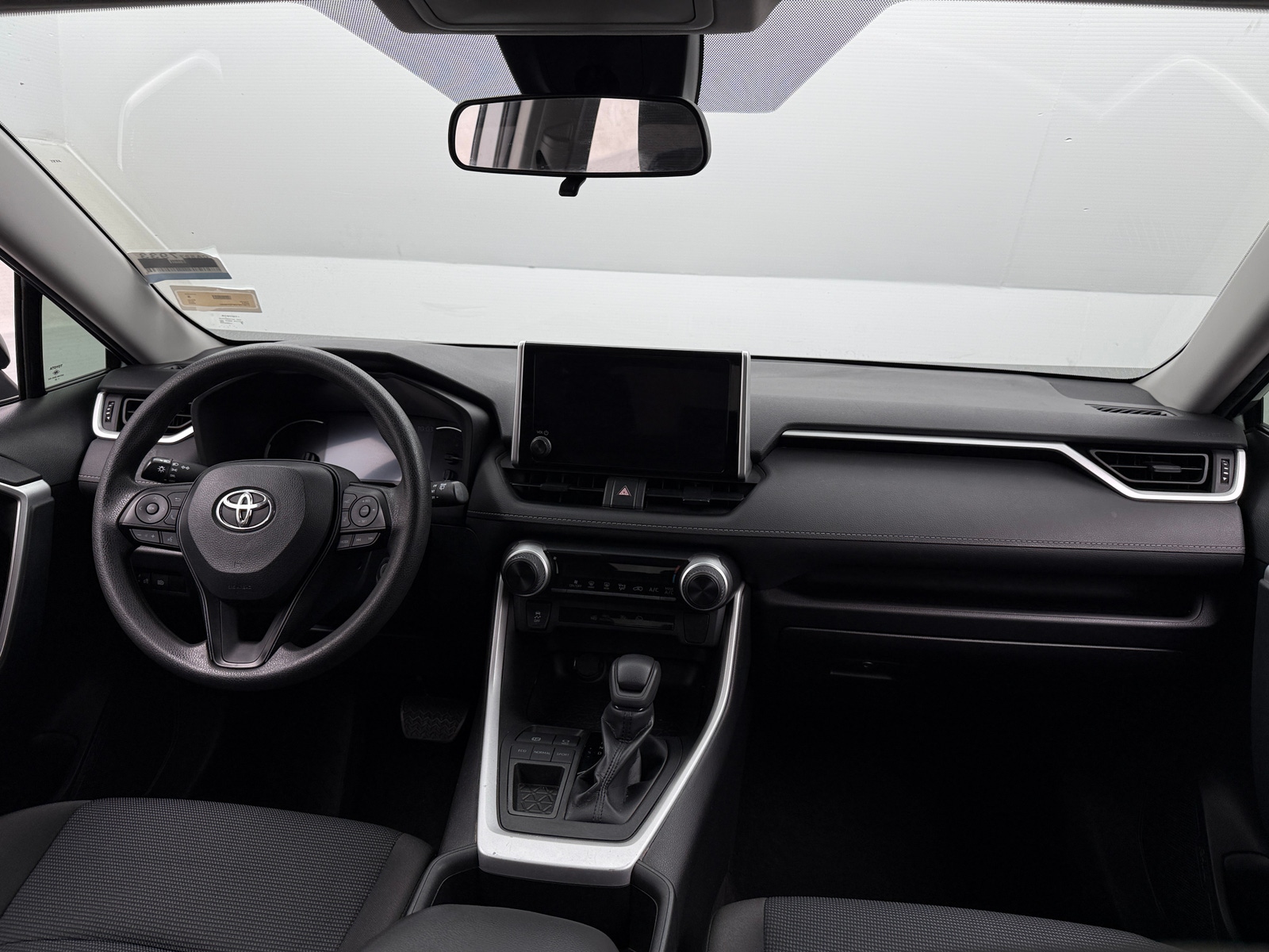 Thumbnail: 2023 Toyota RAV4 - 3