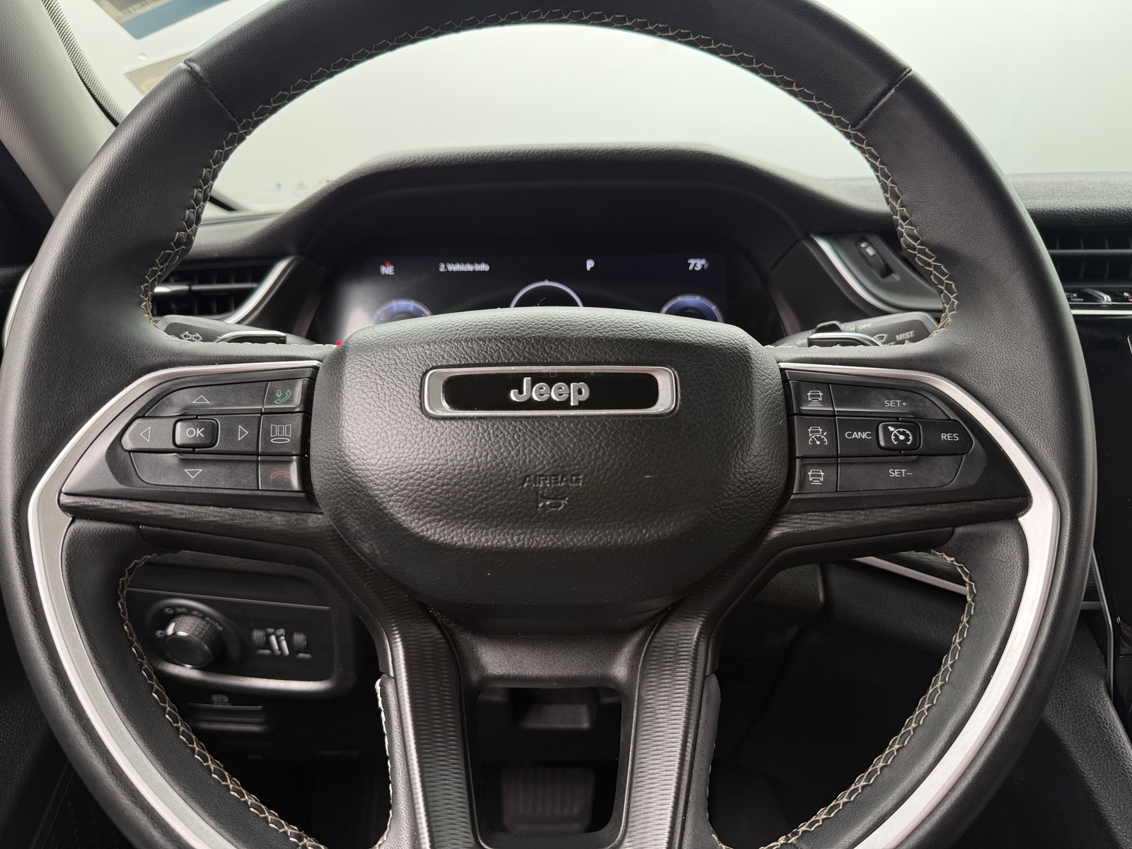 Thumbnail: 2024 Jeep Grand Cherokee - 5
