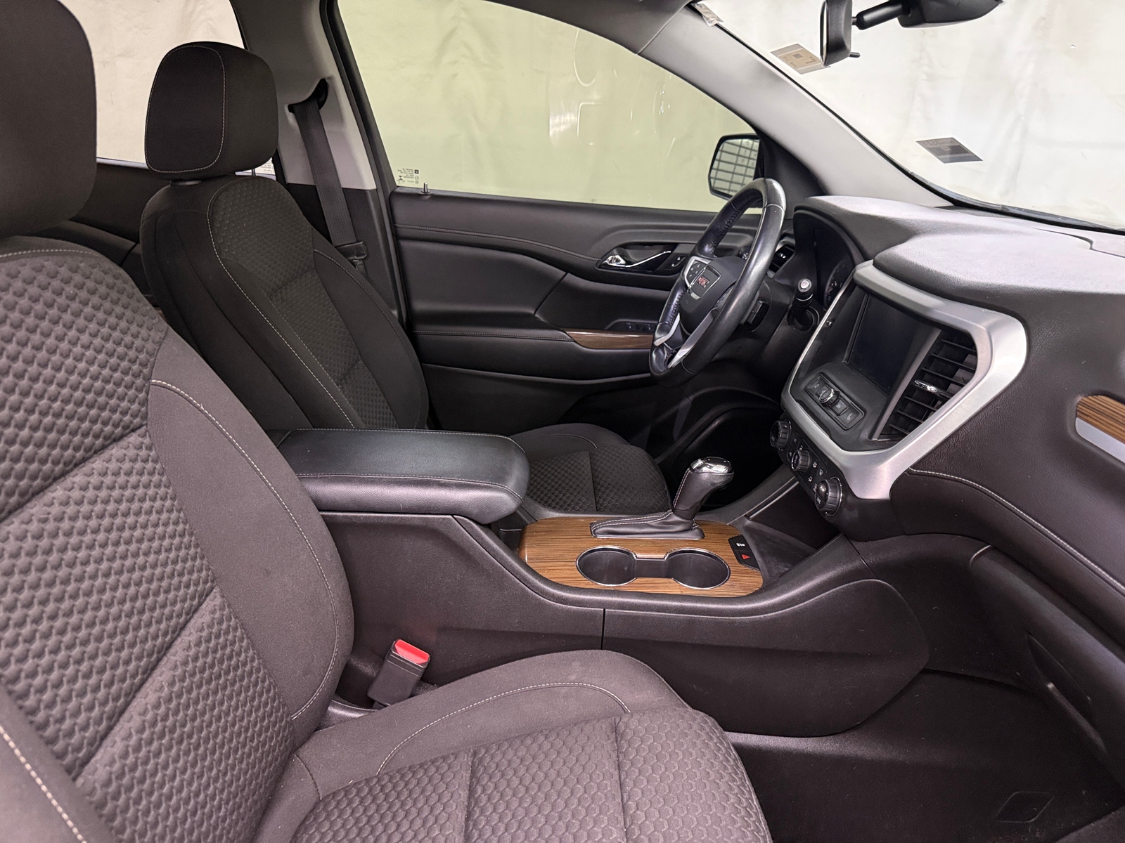 Thumbnail: 2019 GMC Acadia - 2