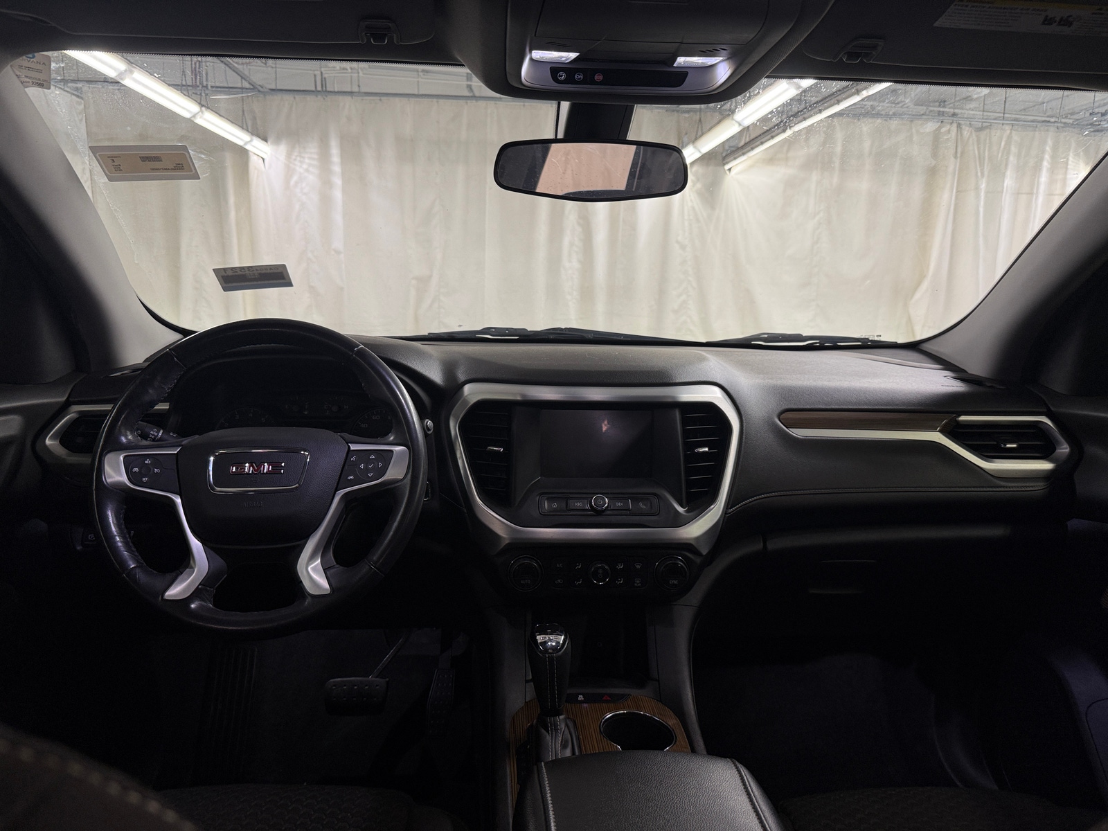 Thumbnail: 2019 GMC Acadia - 3