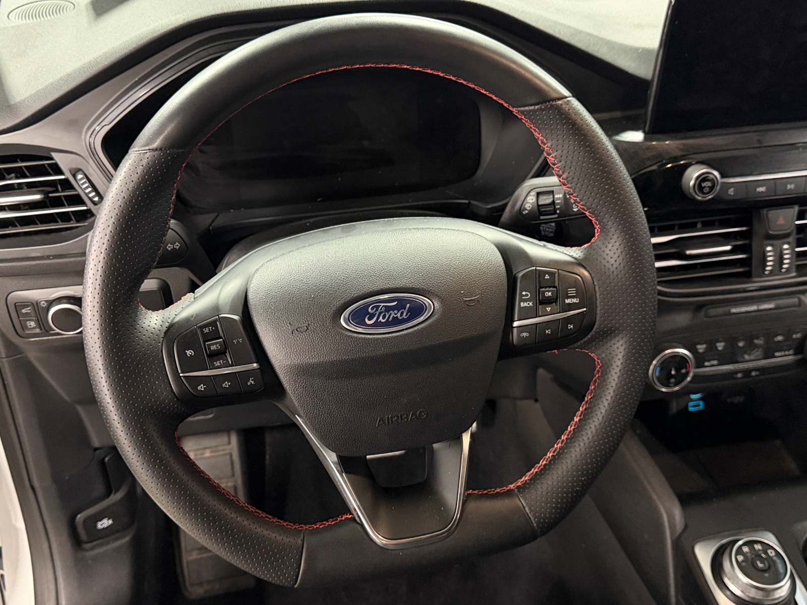 Thumbnail: 2023 Ford Escape - 5