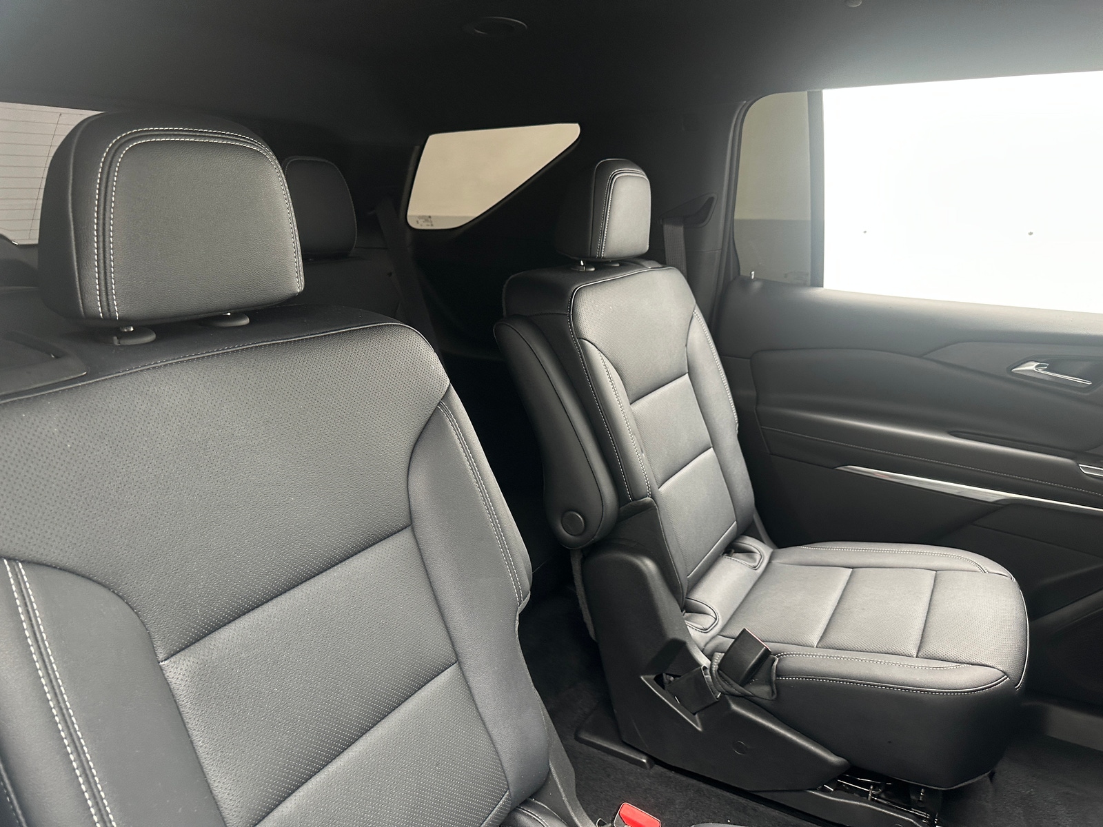 Thumbnail: 2026 Chevrolet Traverse - 5