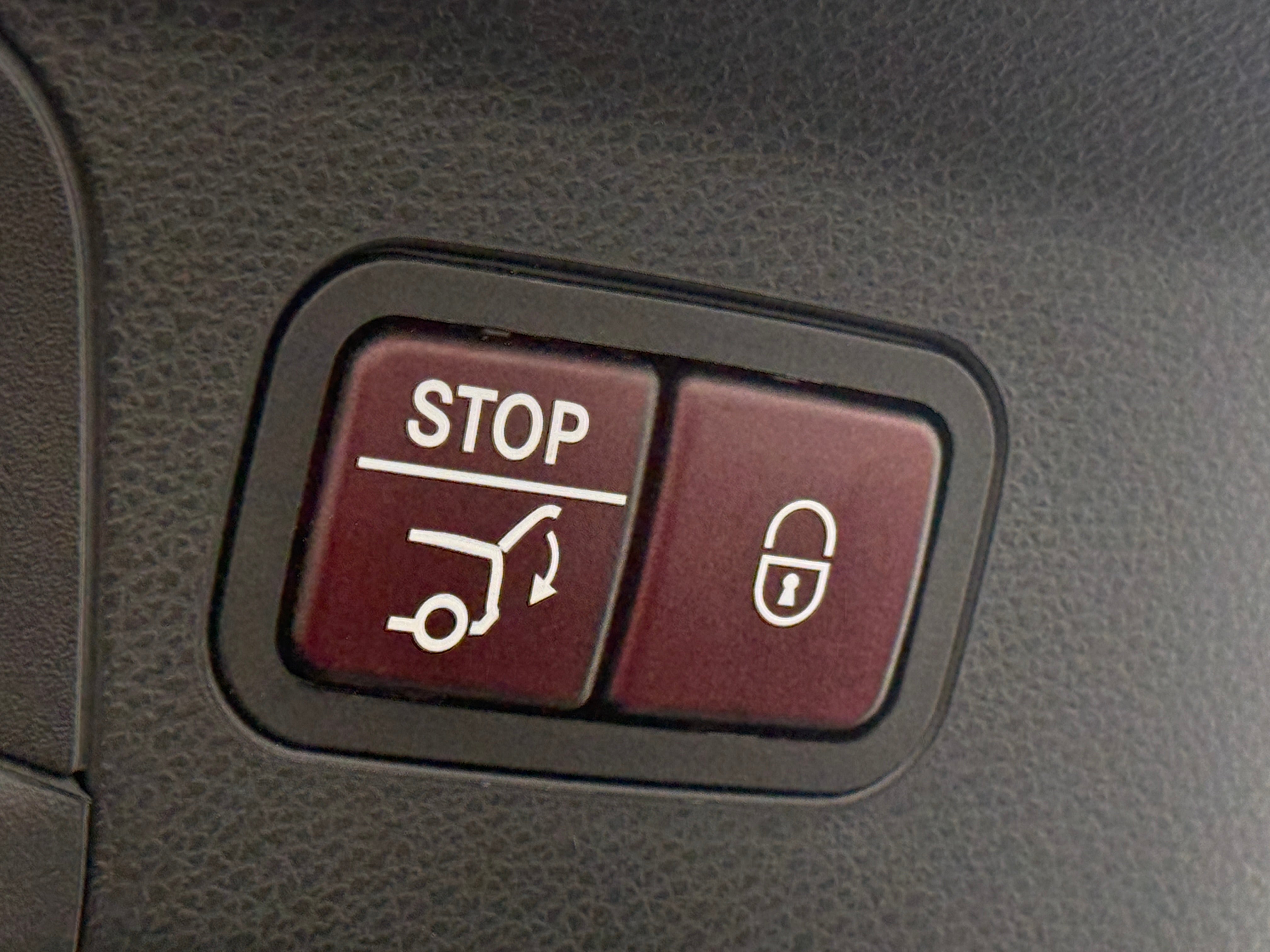 WDC0J4KB4KF526757