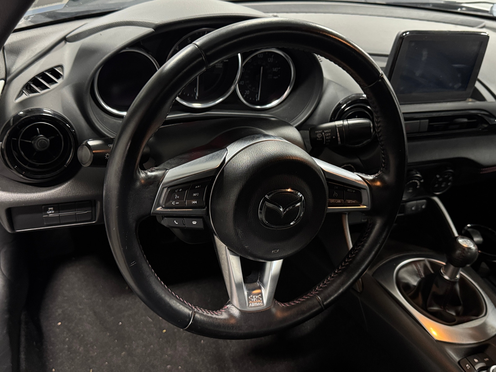 Thumbnail: 2019 Mazda MX-5 Miata - 5