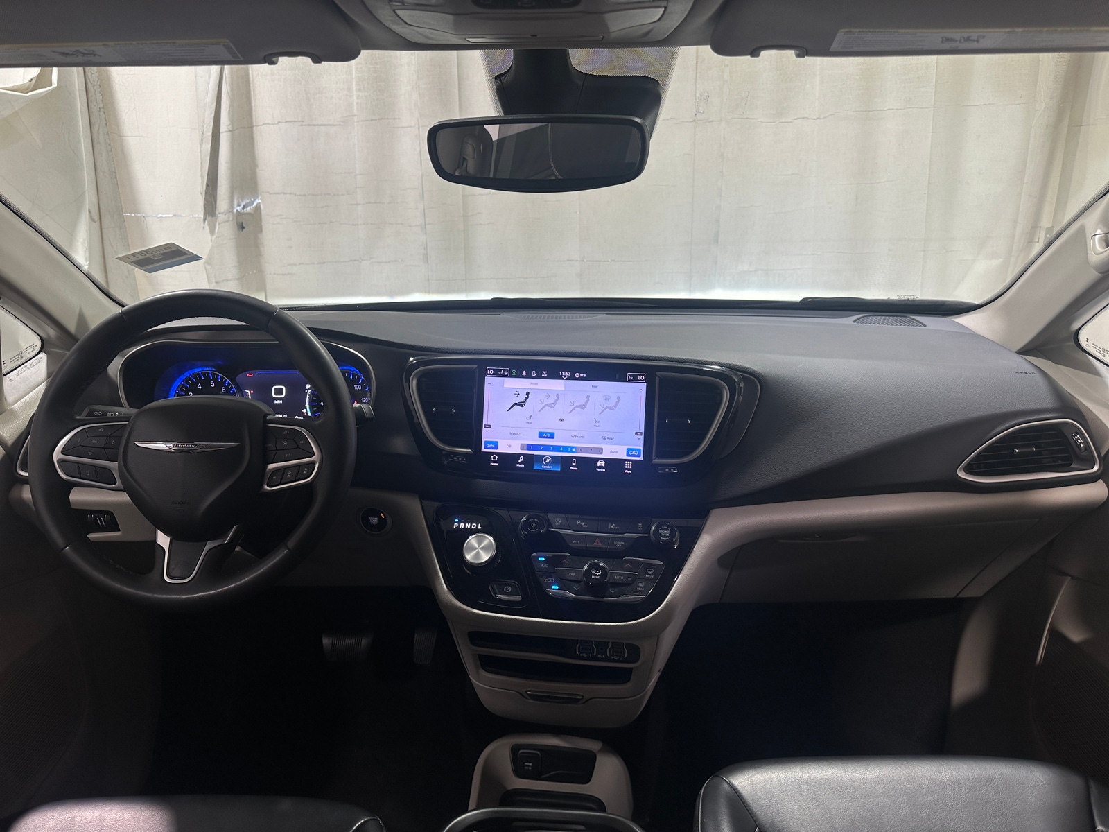 Thumbnail: 2023 Chrysler Pacifica - 2