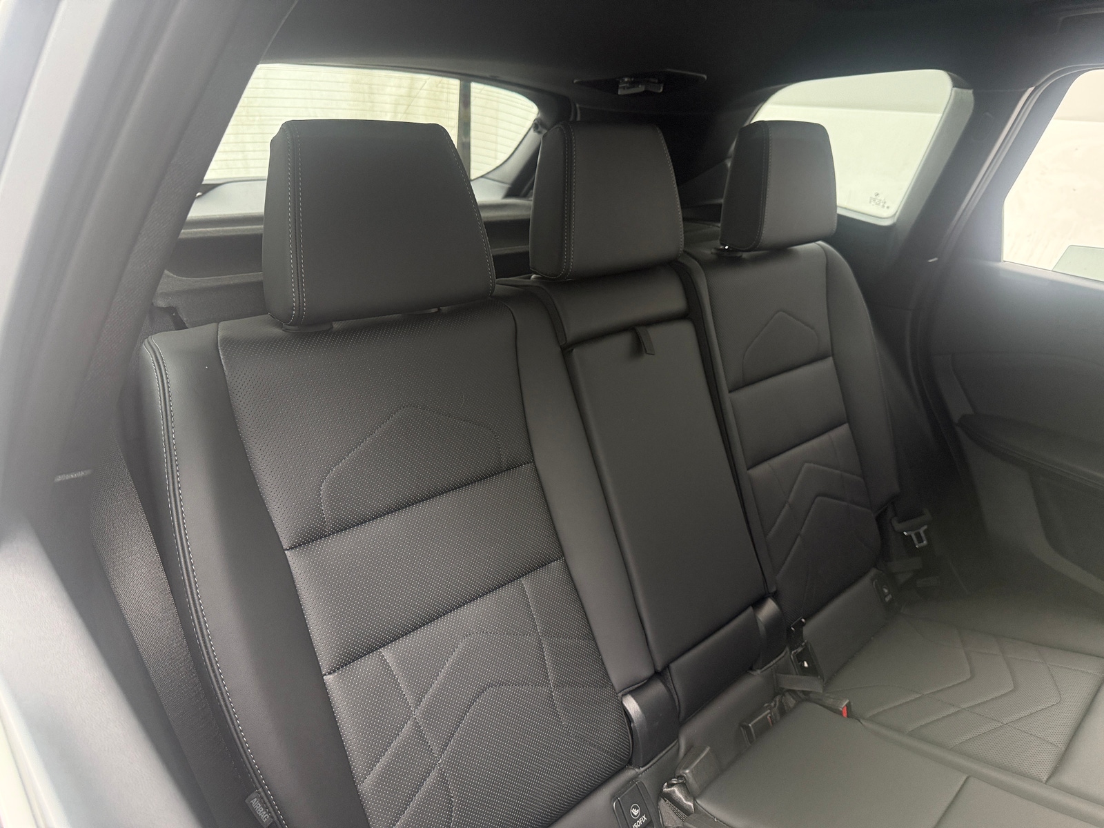 Thumbnail: 2026 BMW X1 - 5