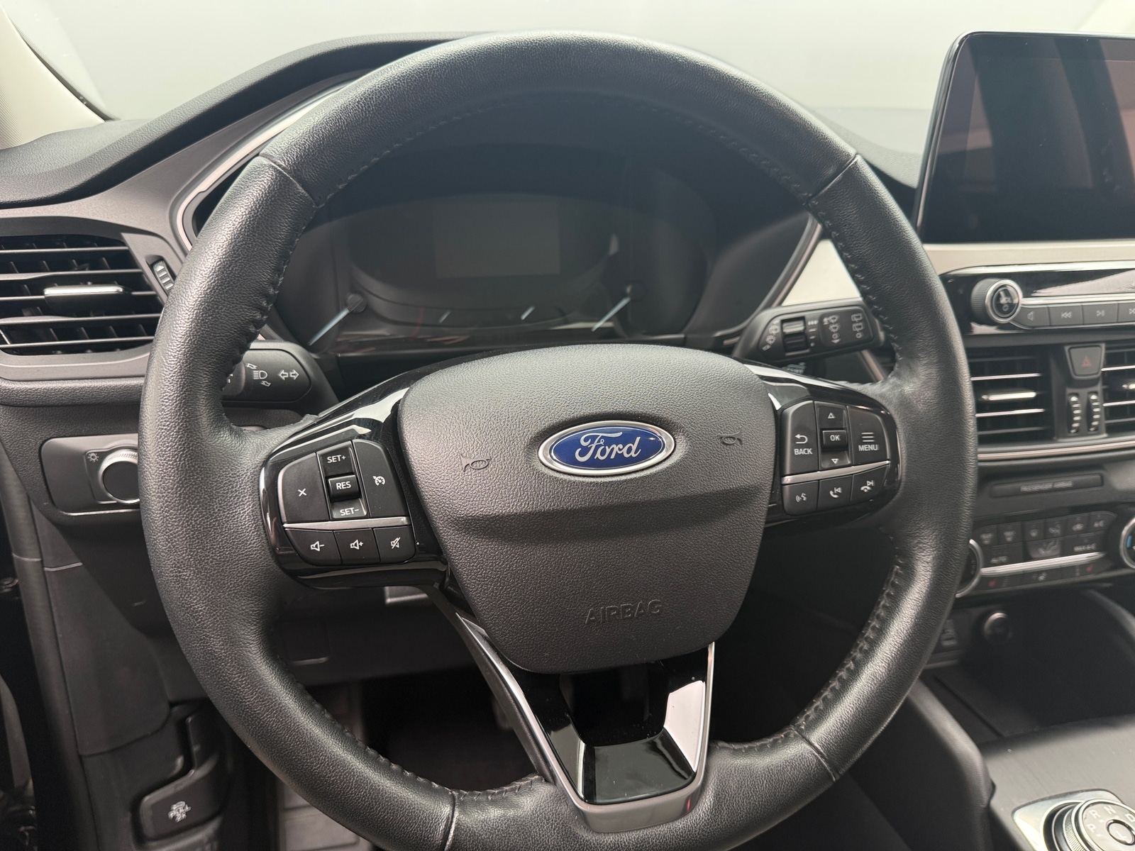 Thumbnail: 2021 Ford Escape - 5