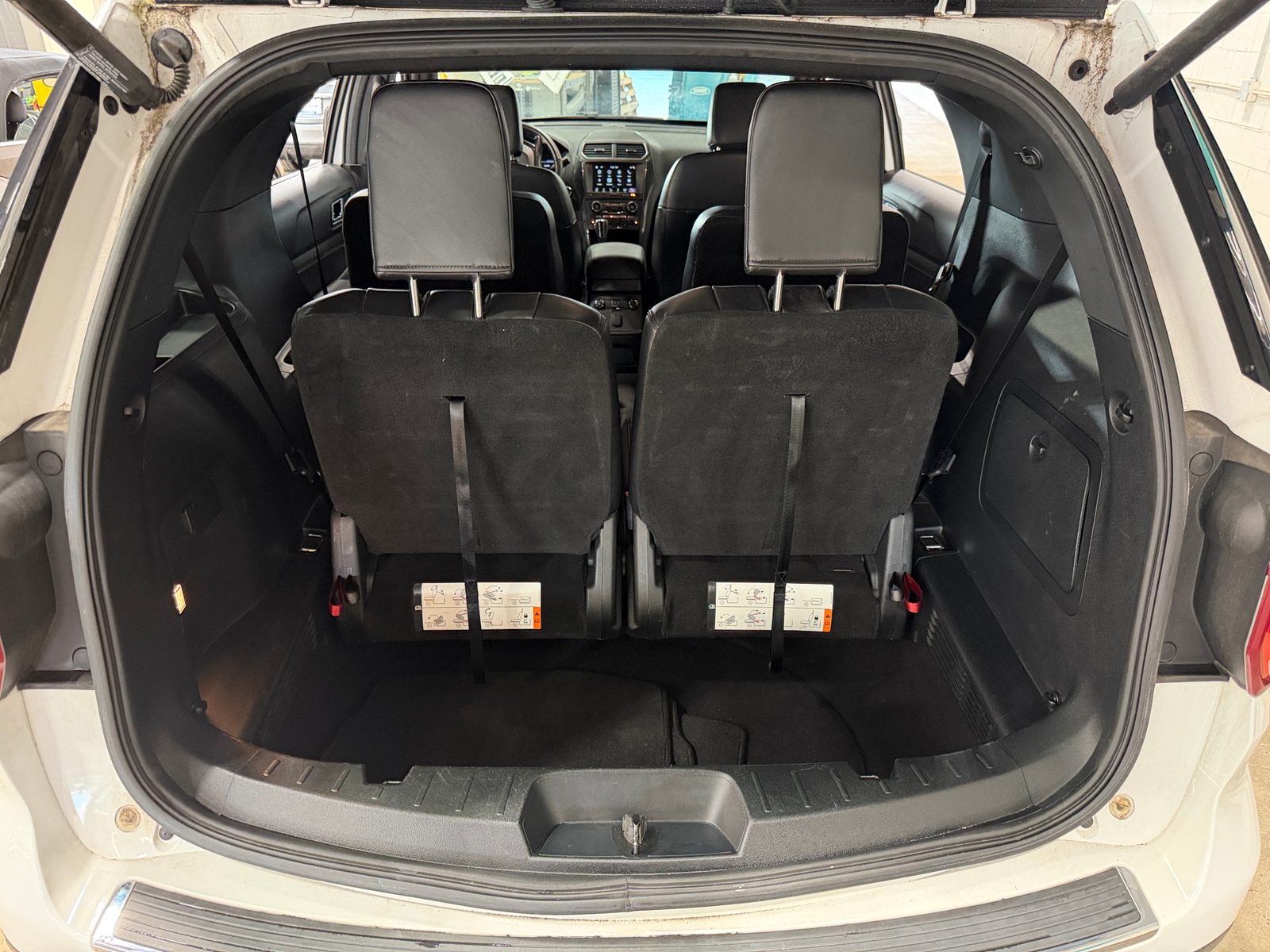 Thumbnail: 2018 Ford Explorer - 6