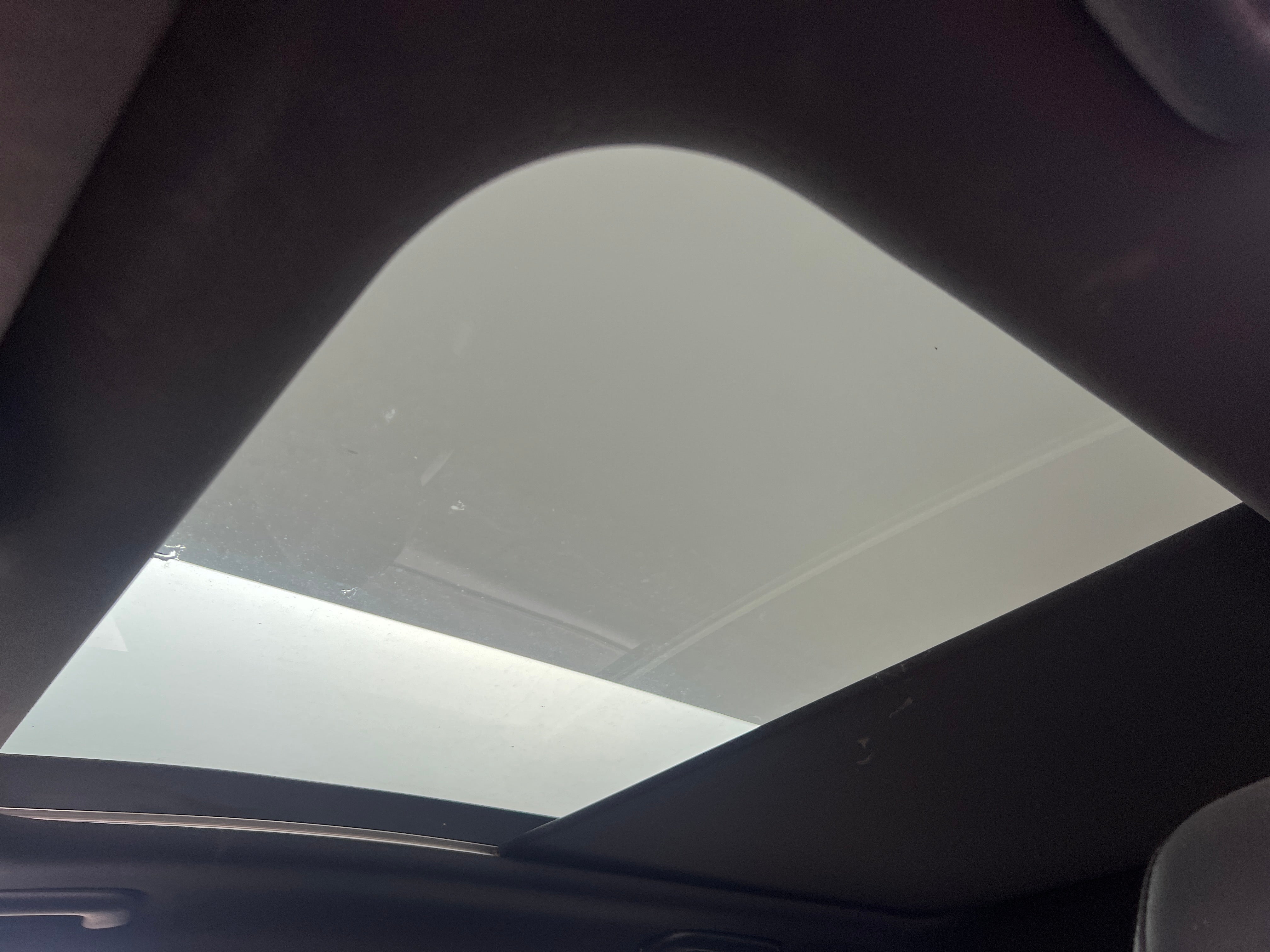 KNDPYDDH1S7213564