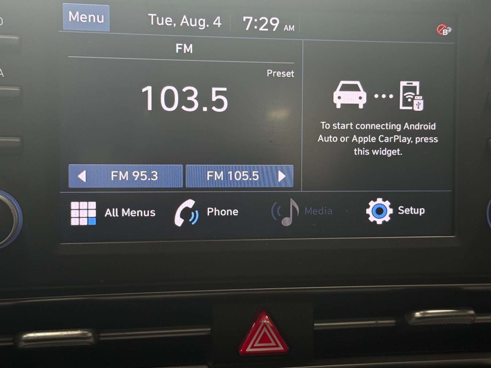 Thumbnail: 2022 Hyundai Elantra - 4