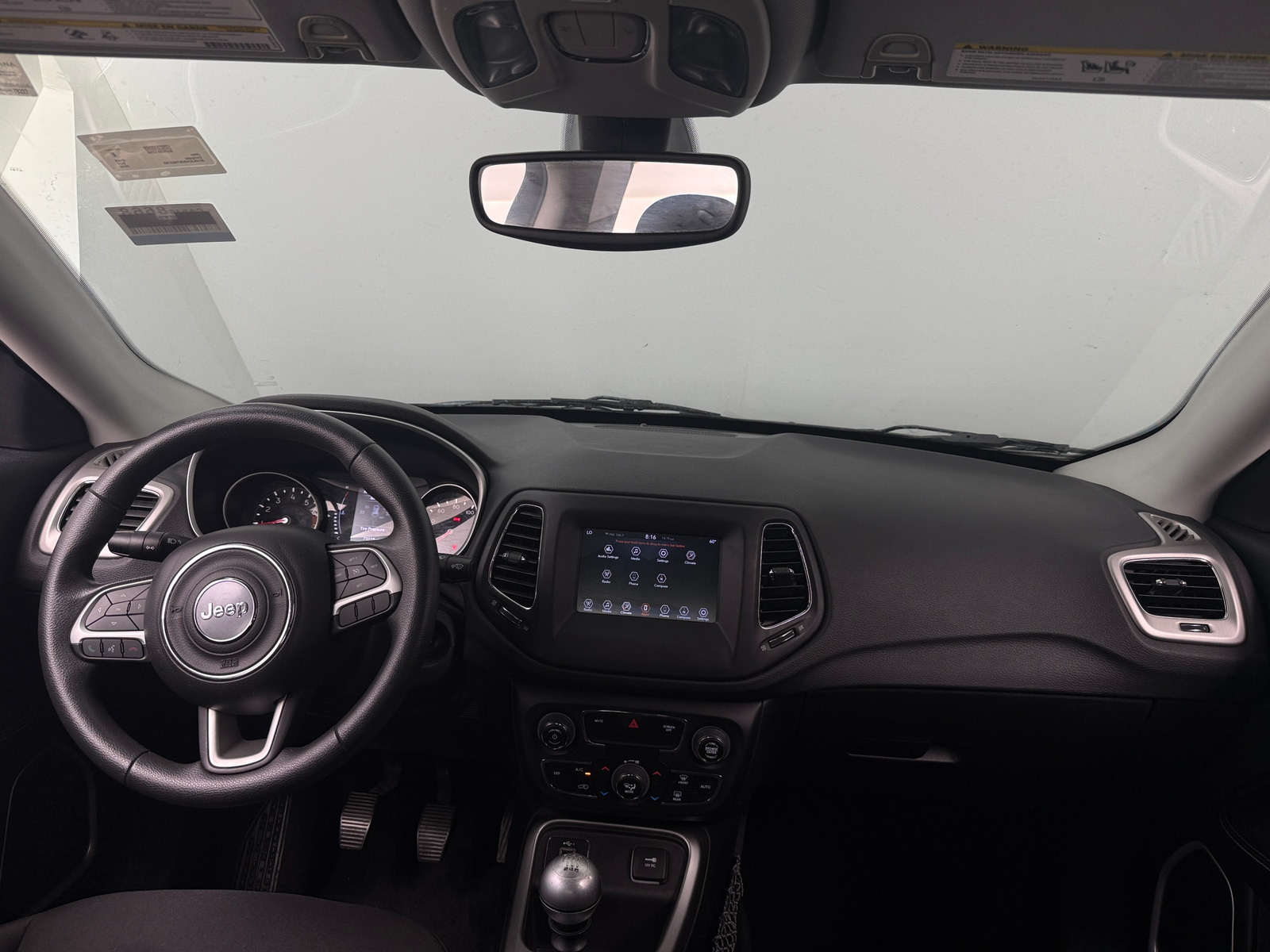 Thumbnail: 2019 Jeep Compass - 3