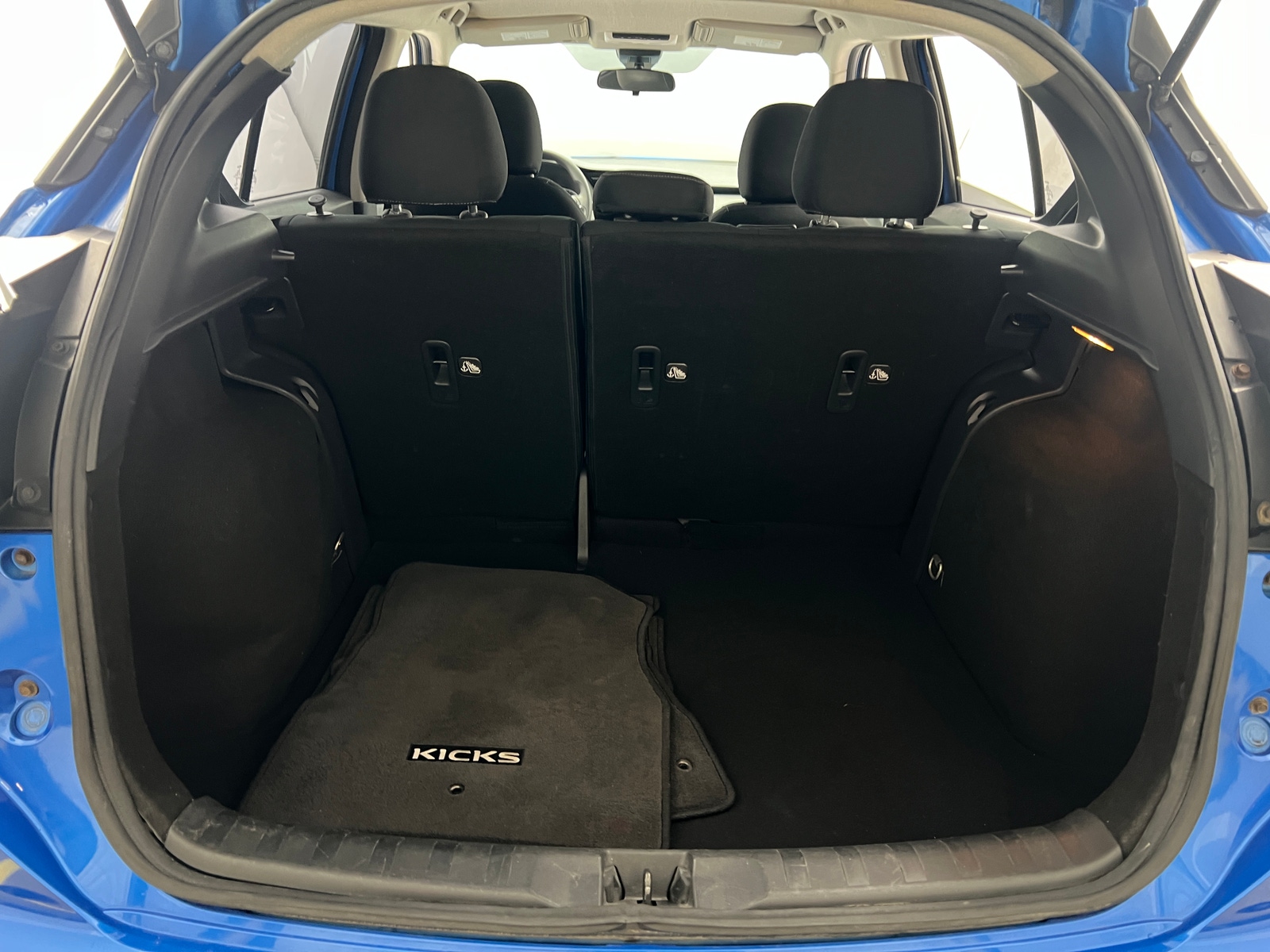 Thumbnail: 2021 Nissan Kicks - 7