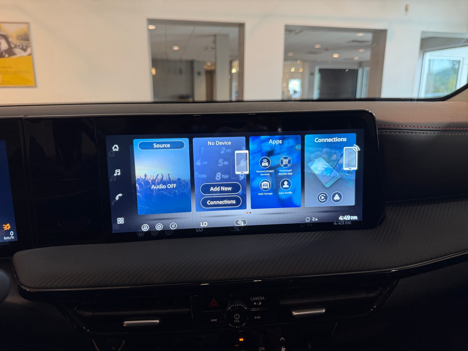 Thumbnail: 2026 Nissan Kicks - 4
