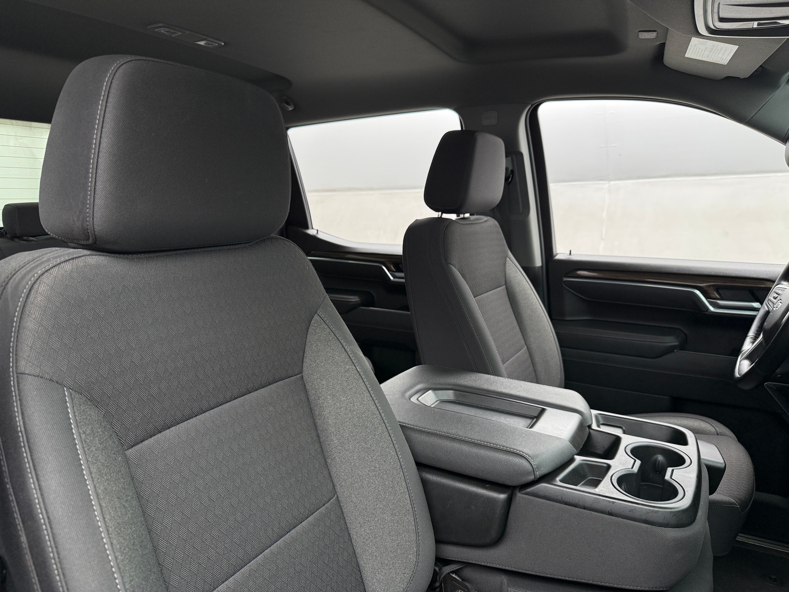 Thumbnail: 2026 Chevrolet Silverado 1500 - 2