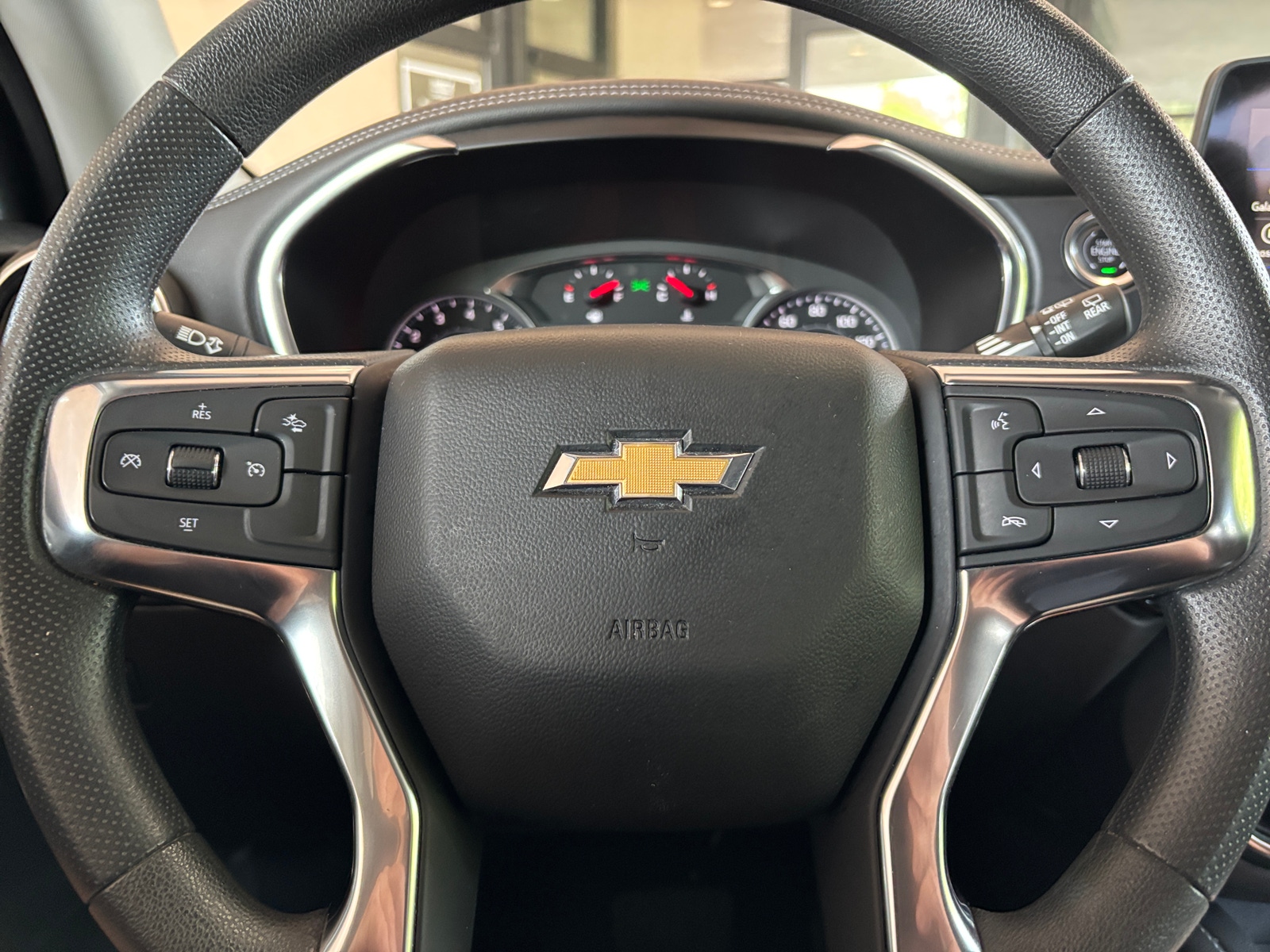 Thumbnail: 2025 Chevrolet Blazer - 4