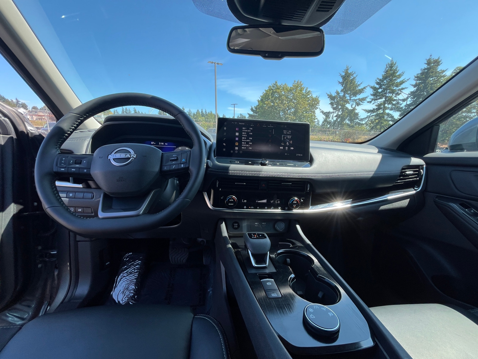 Thumbnail: 2026 Nissan Rogue - 3