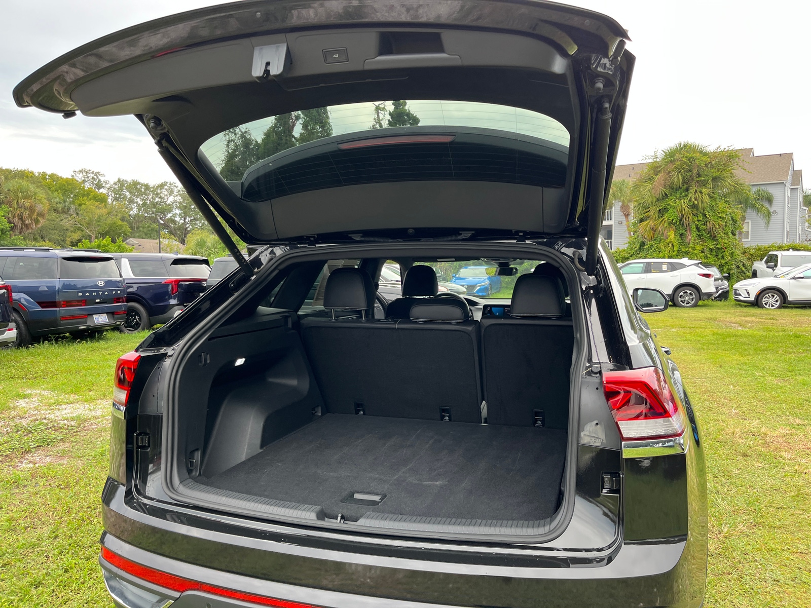 Thumbnail: 2026 Volkswagen Atlas - 6