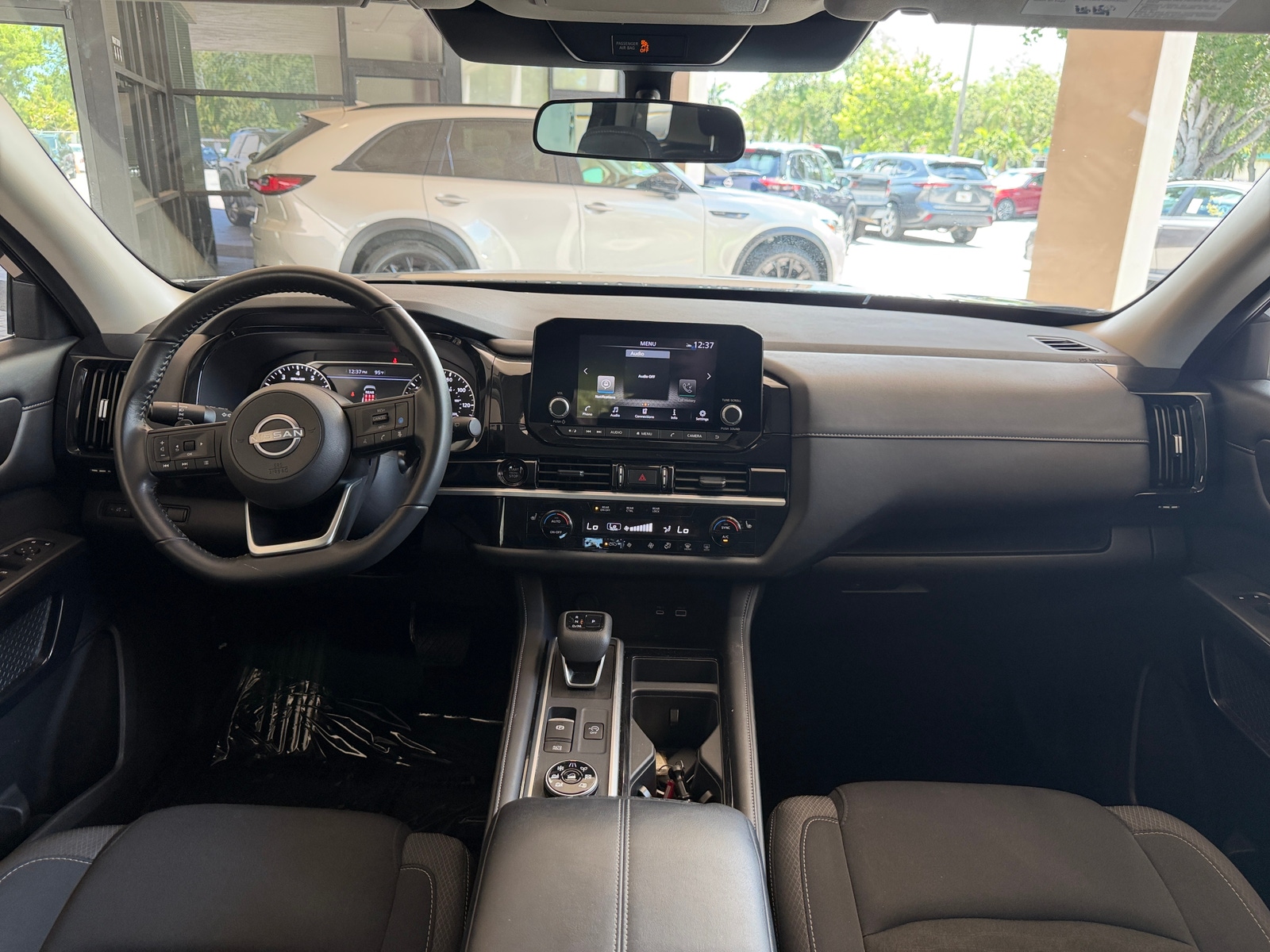 Thumbnail: 2025 Nissan Pathfinder - 3
