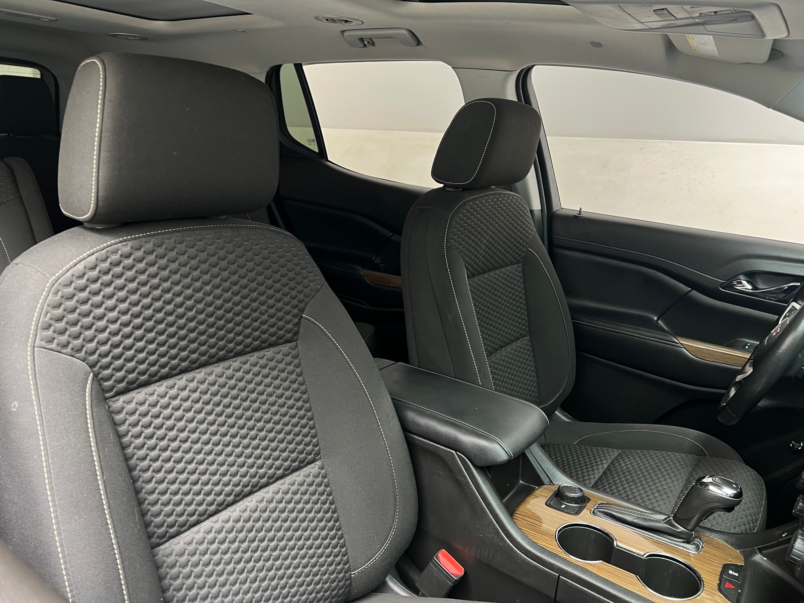Thumbnail: 2019 GMC Acadia - 2