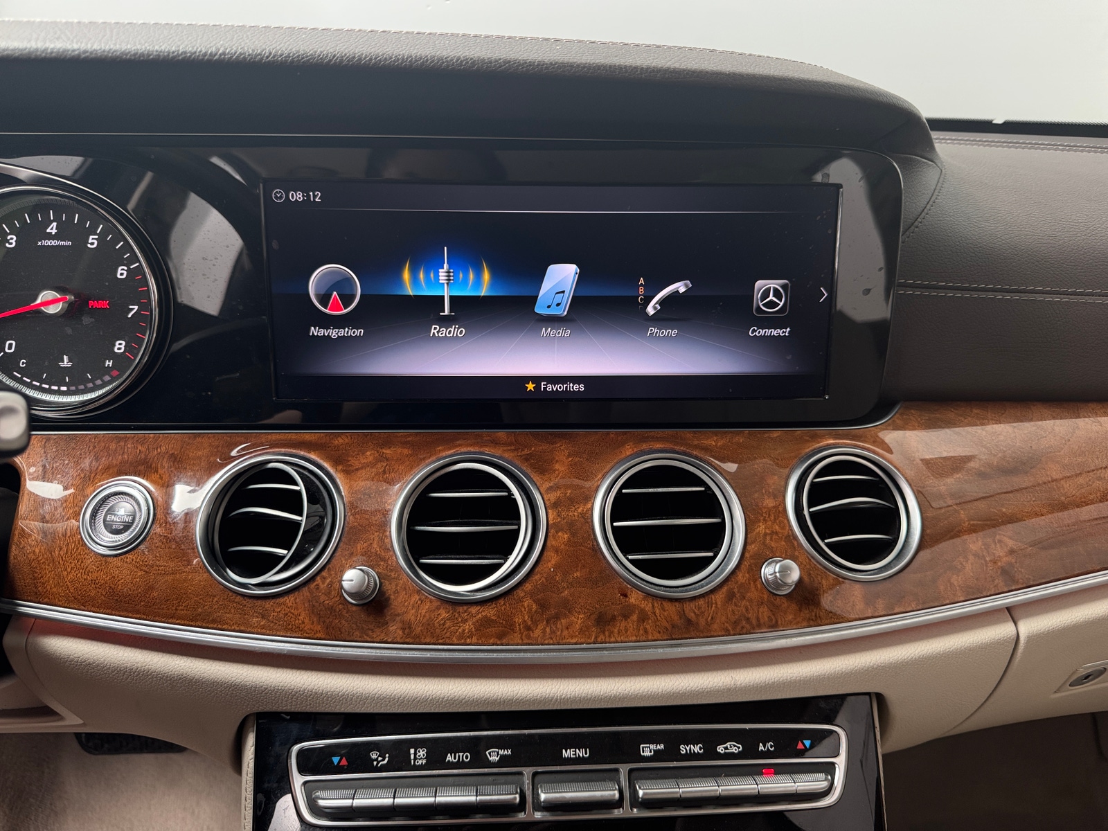 Thumbnail: 2018 Mercedes-Benz E-Class - 3