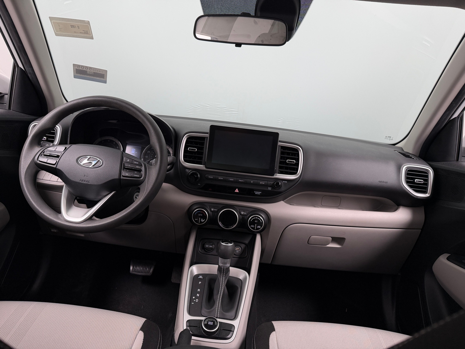 Thumbnail: 2020 Hyundai Venue - 3