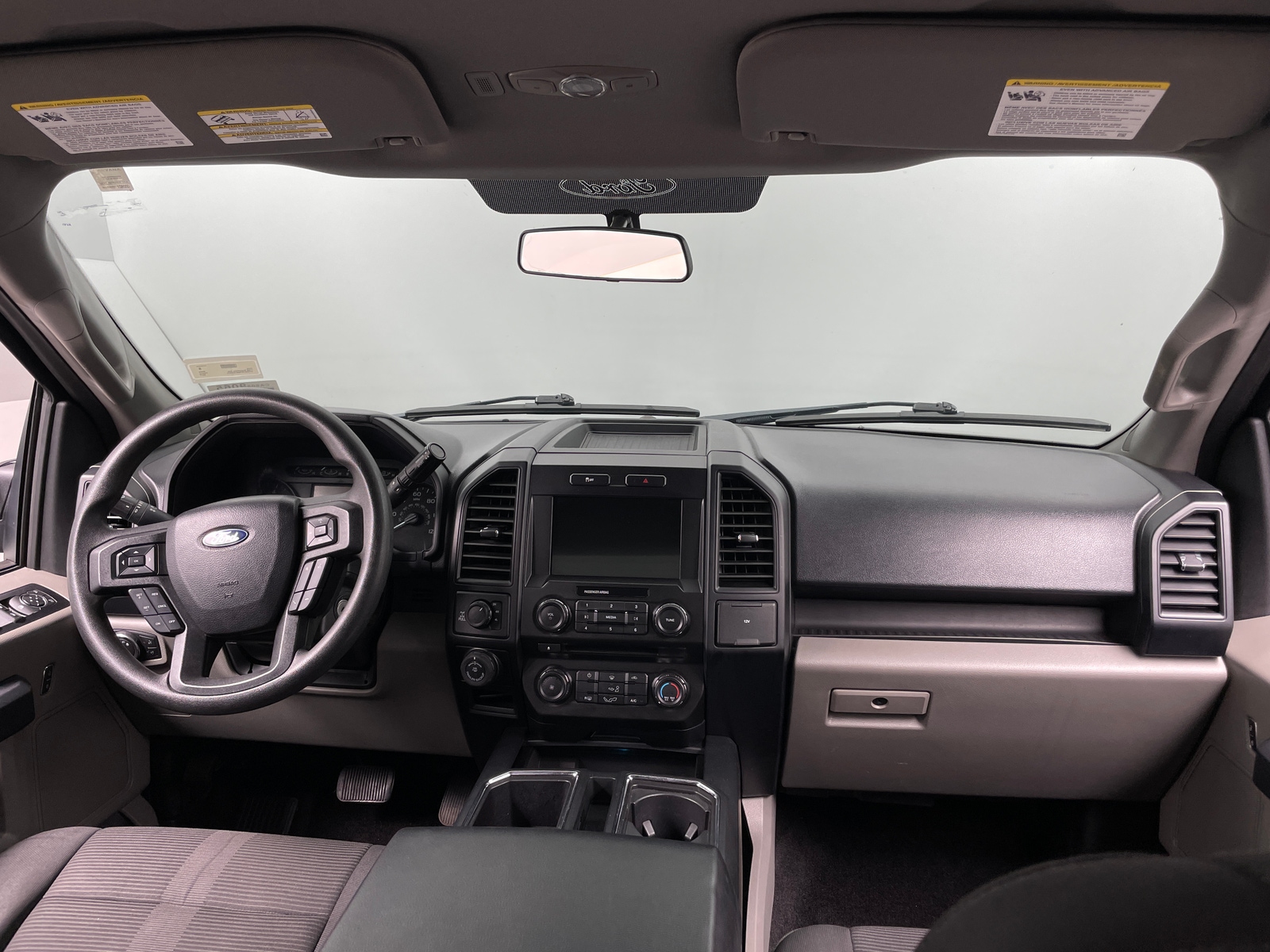 Thumbnail: 2017 Ford Econoline - 3