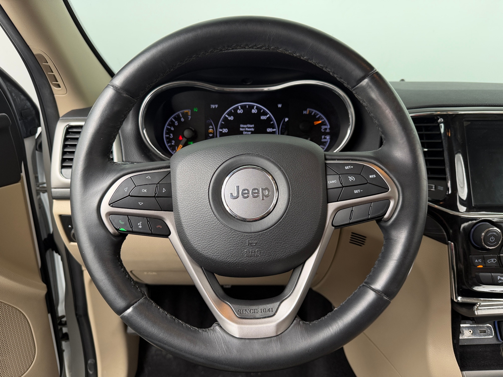 Thumbnail: 2019 Jeep Grand Cherokee - 5