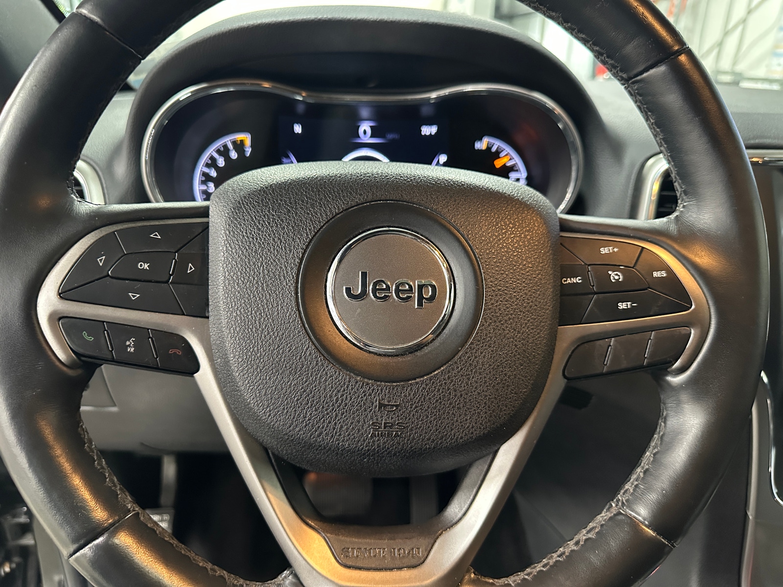 Thumbnail: 2018 Jeep Grand Cherokee - 4
