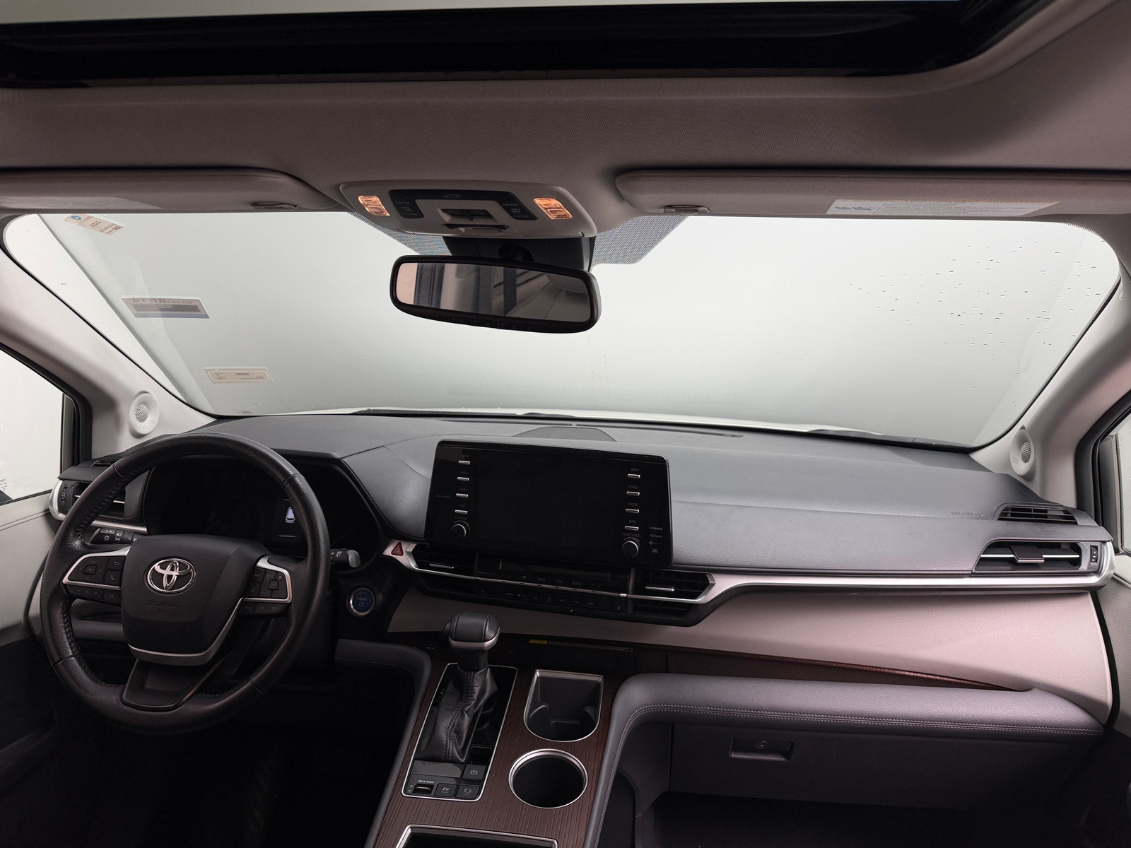 Thumbnail: 2021 Toyota Sienna - 2