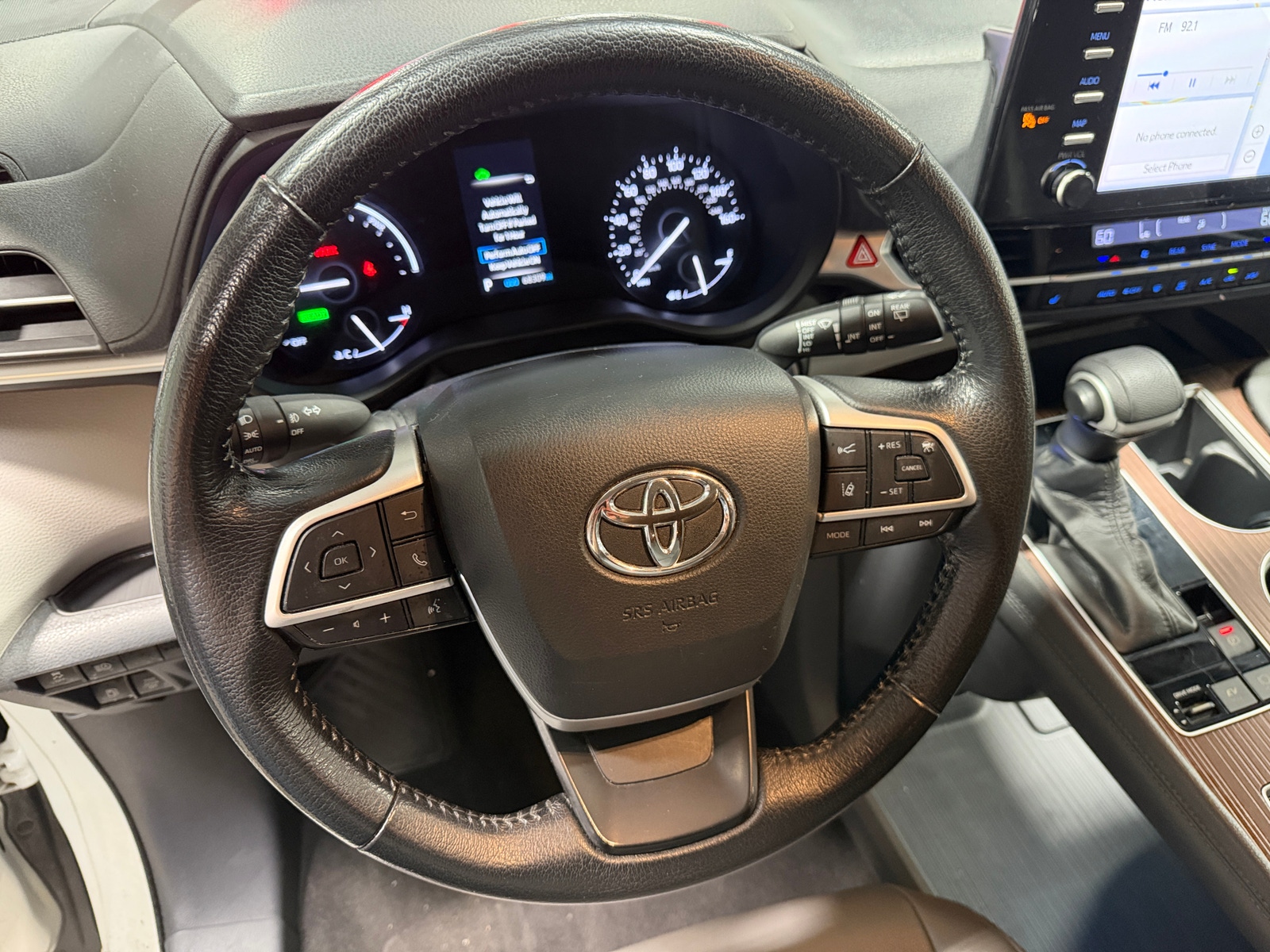 Thumbnail: 2021 Toyota Sienna - 4