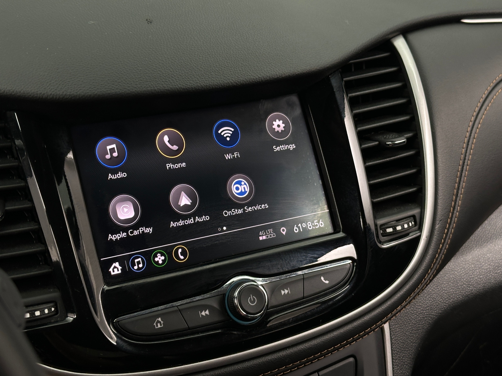 Thumbnail: 2020 Chevrolet Trax - 3