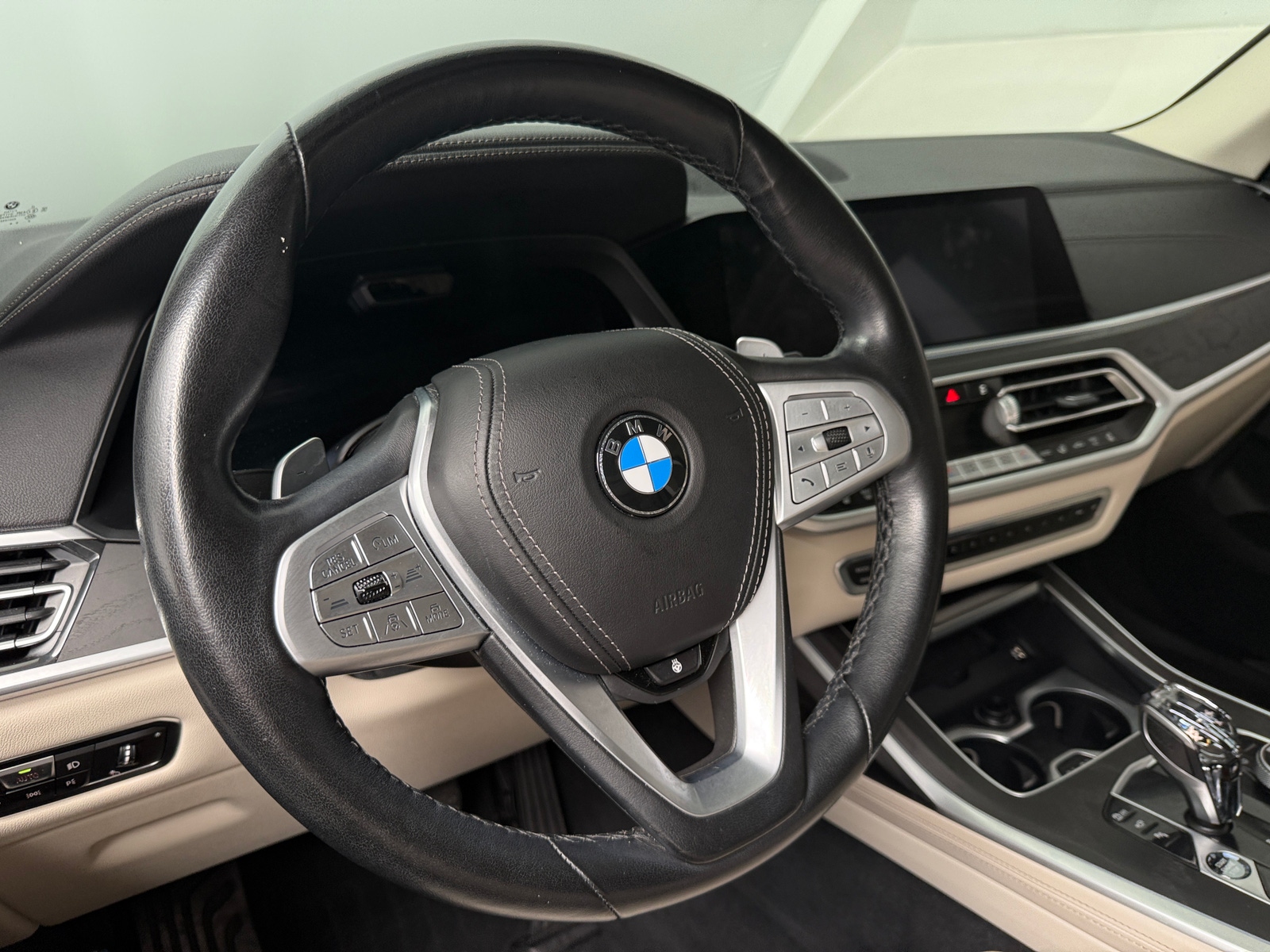 Thumbnail: 2021 BMW X7 - 4