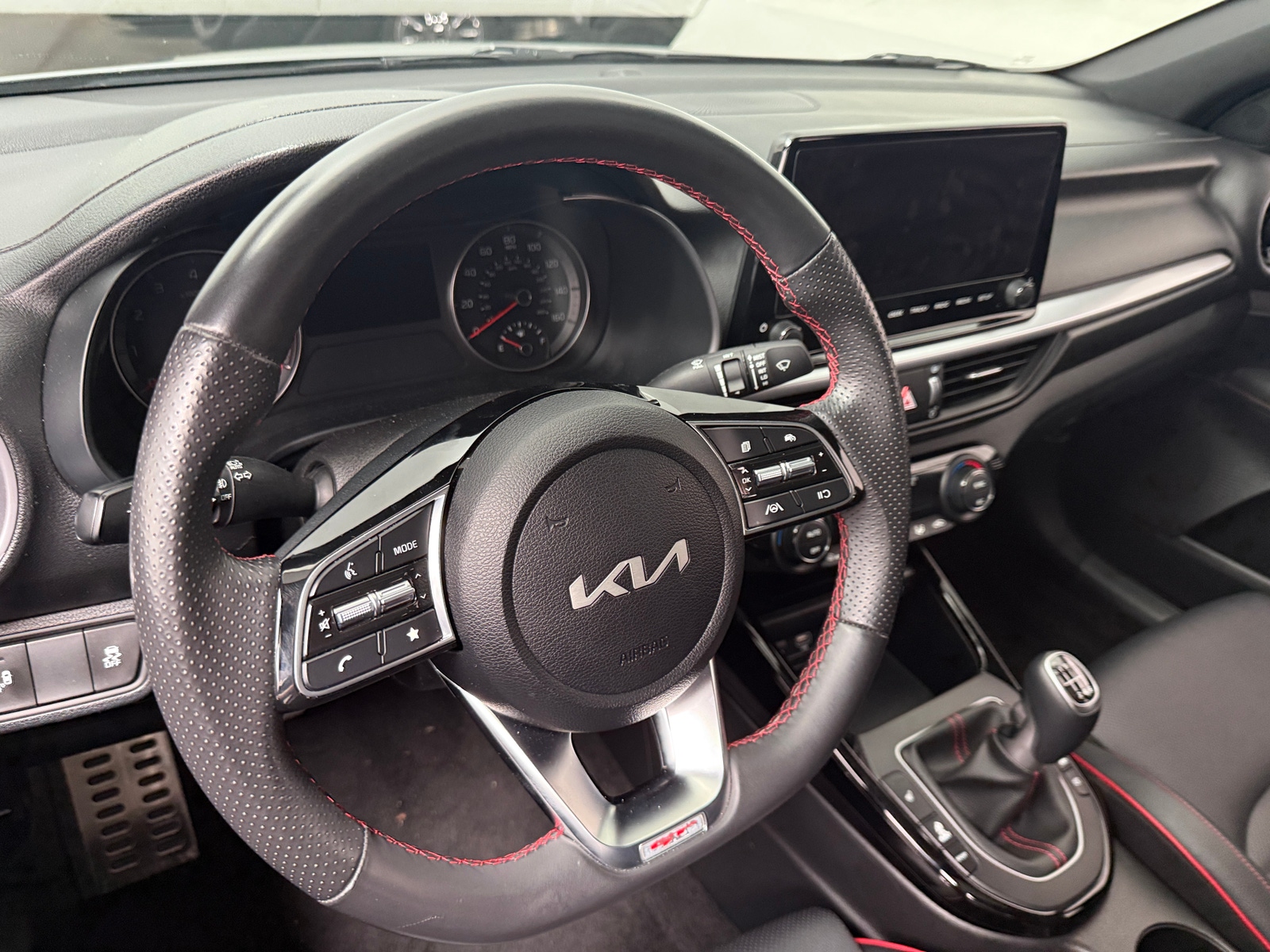 Thumbnail: 2024 Kia Forte - 4