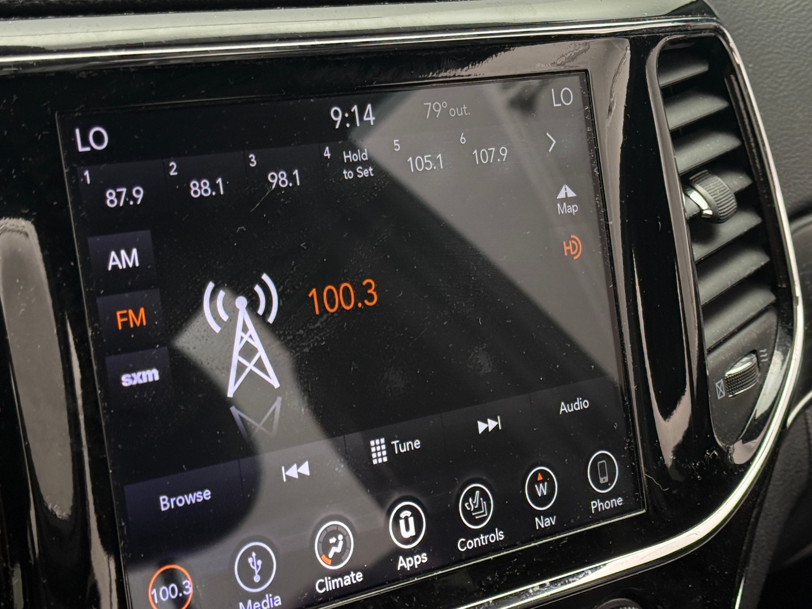 Thumbnail: 2019 Jeep Grand Cherokee - 3