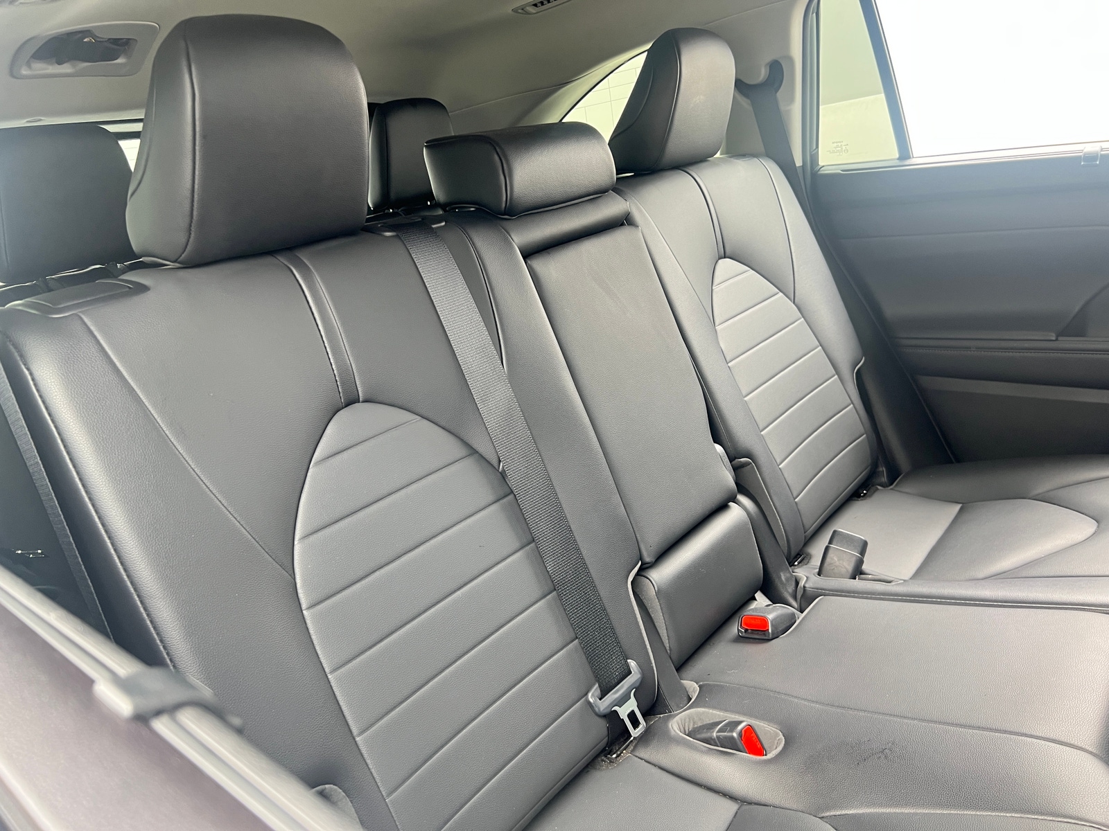 Thumbnail: 2020 Toyota Highlander - 6
